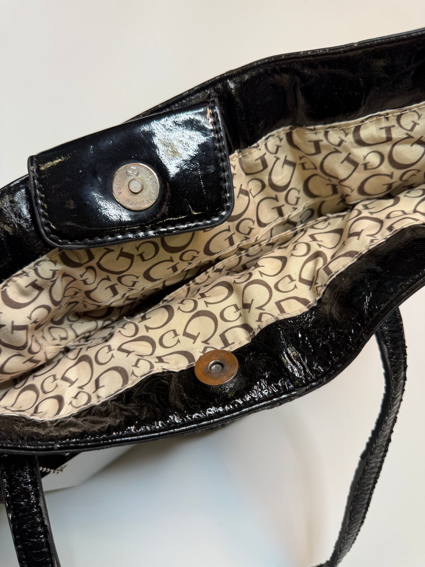 GUESS PURSE