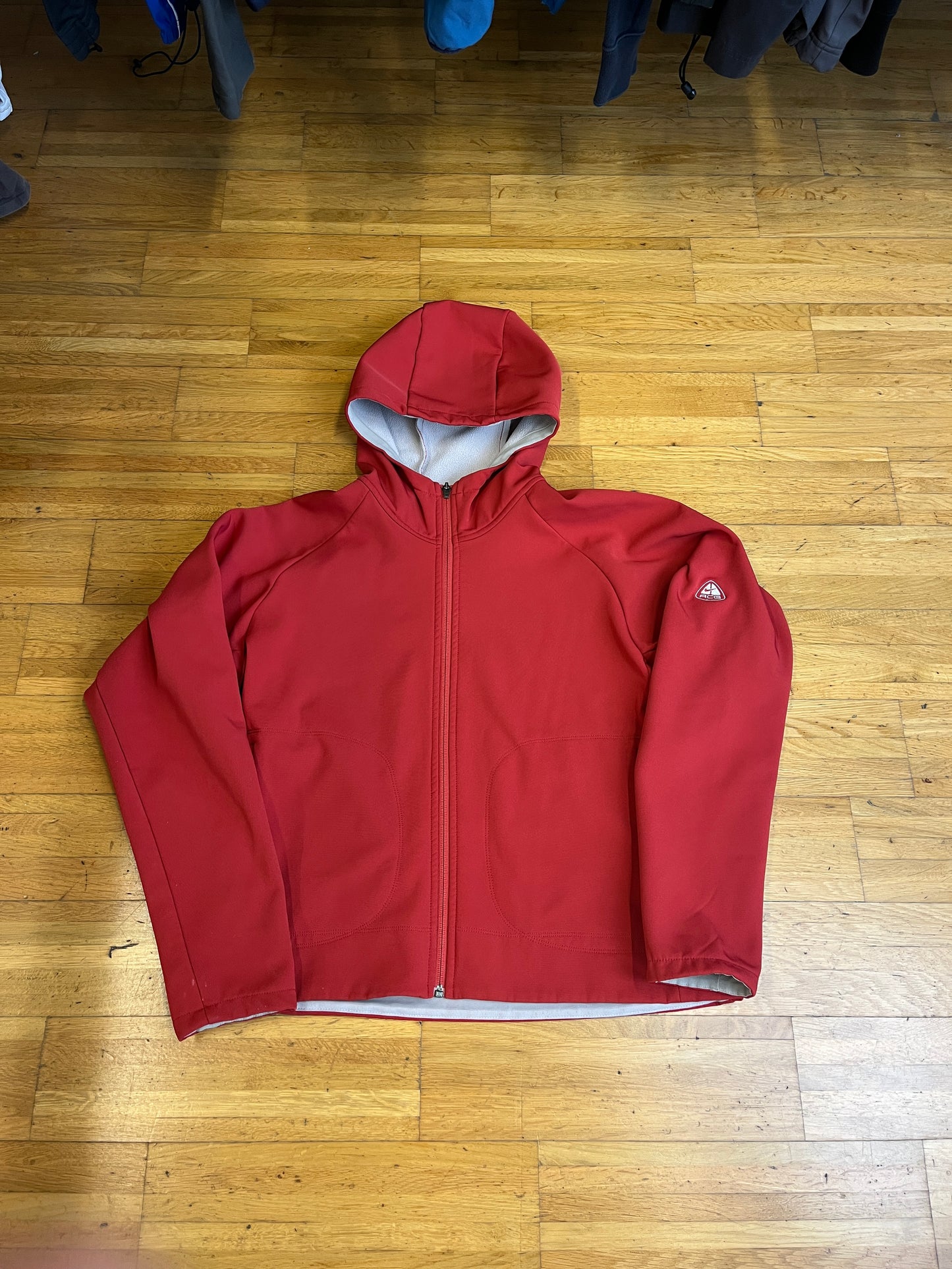 RARE NIKE ACG ZIPPER (L)