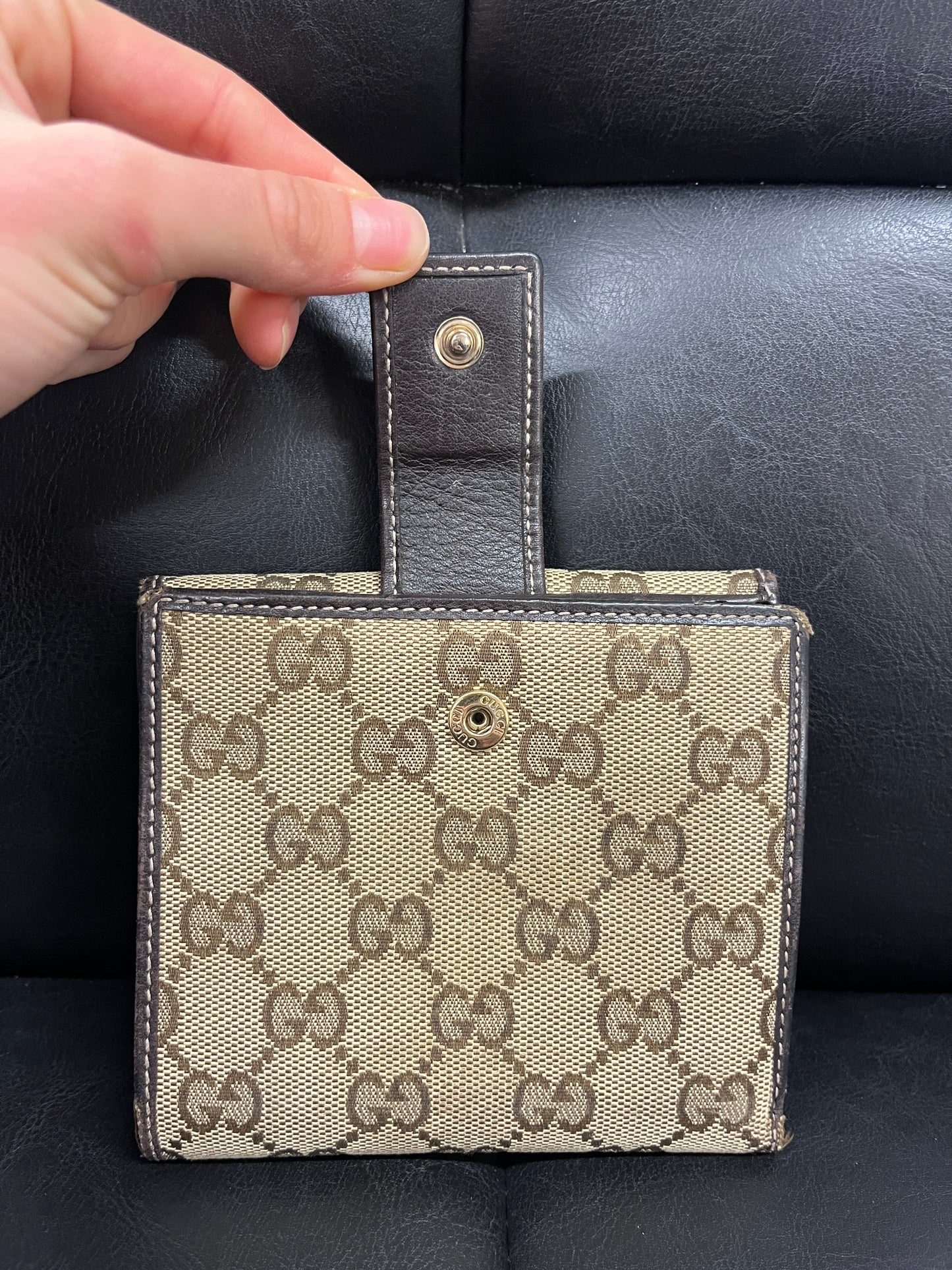 GUCCI MONOGRAM HEART WALLET