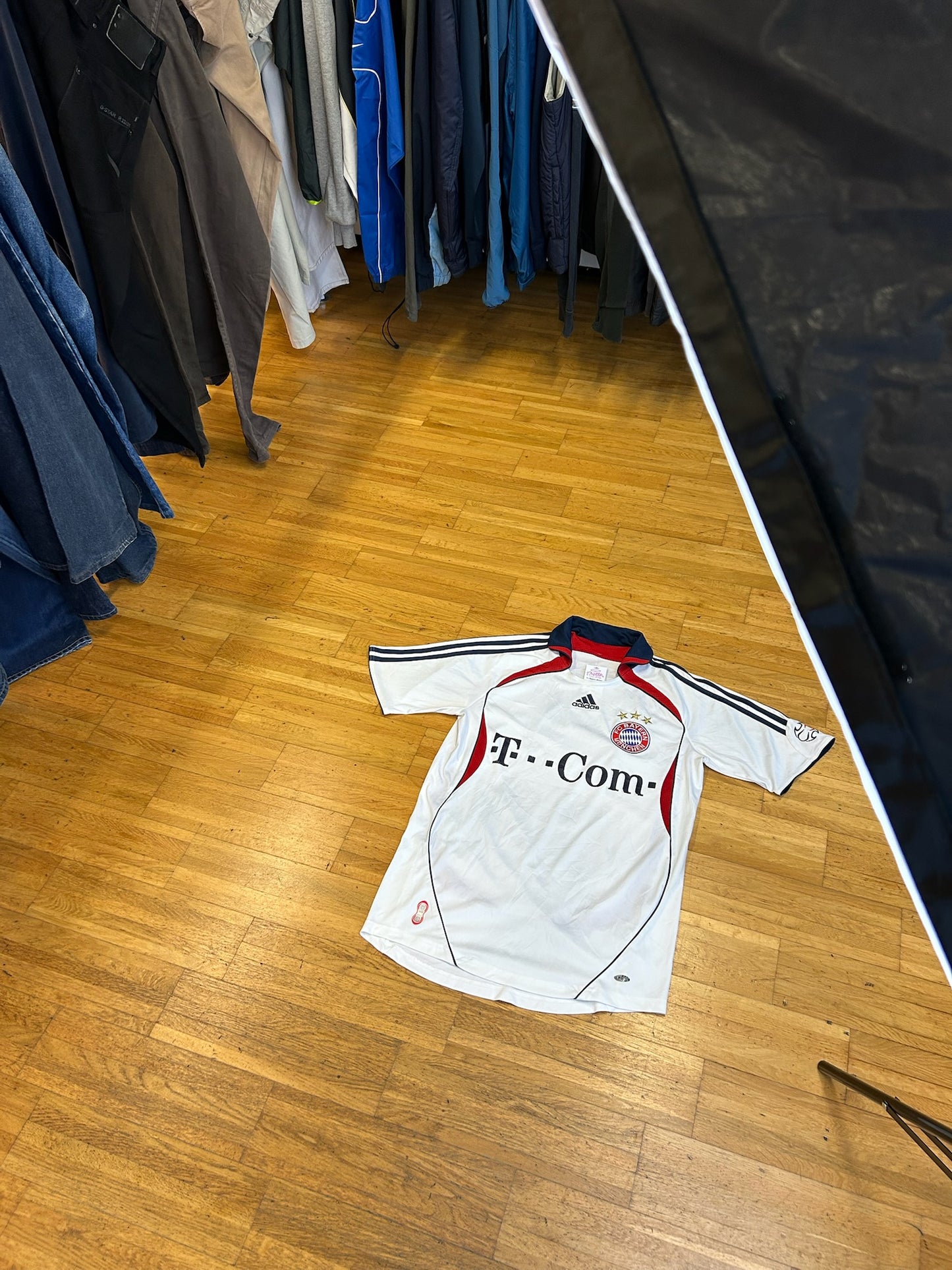 FC BAYERN MÜNCHEN (L)