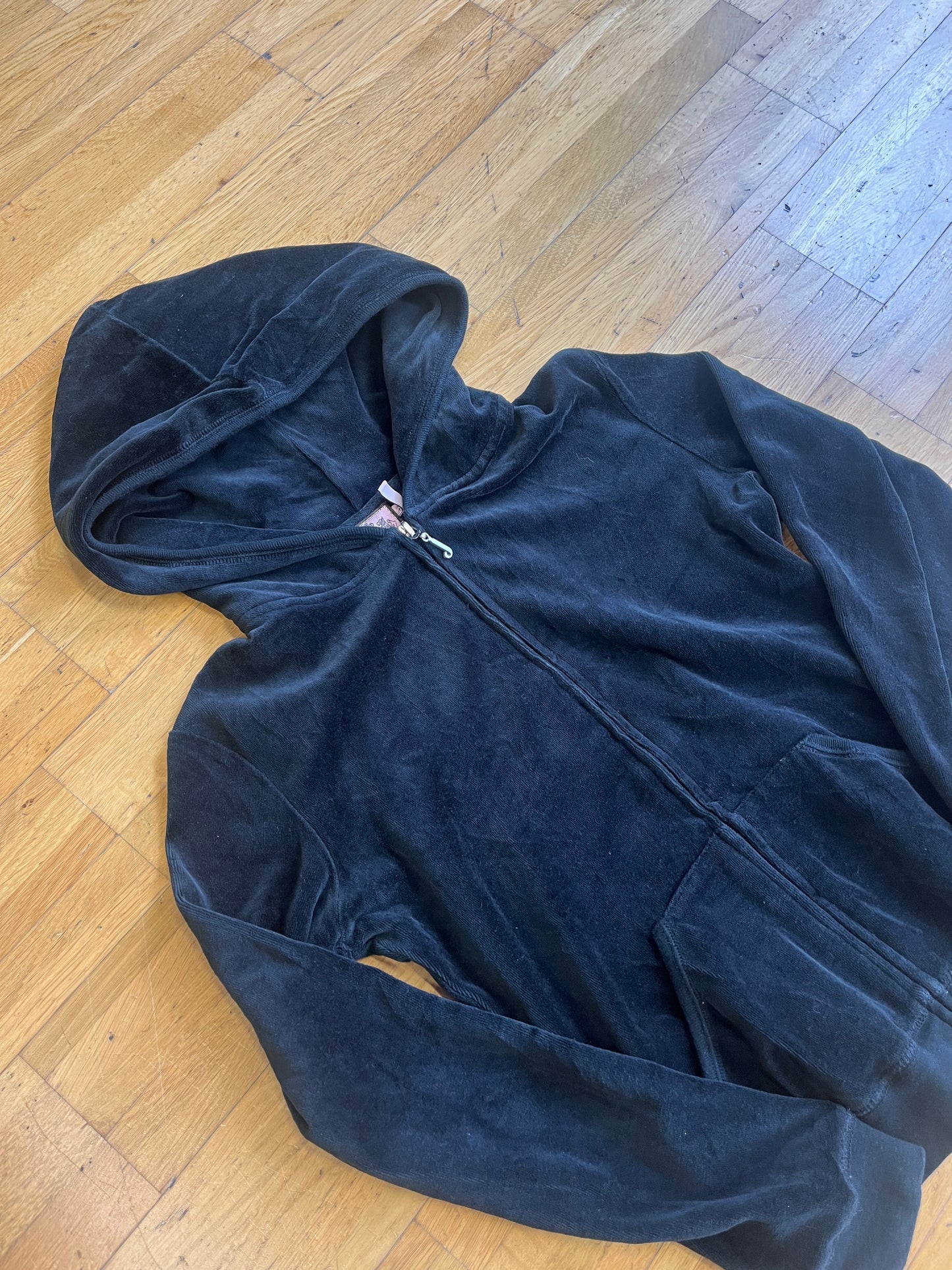 JUICY COUTURE ZIPPER EMBELLISHED (S)