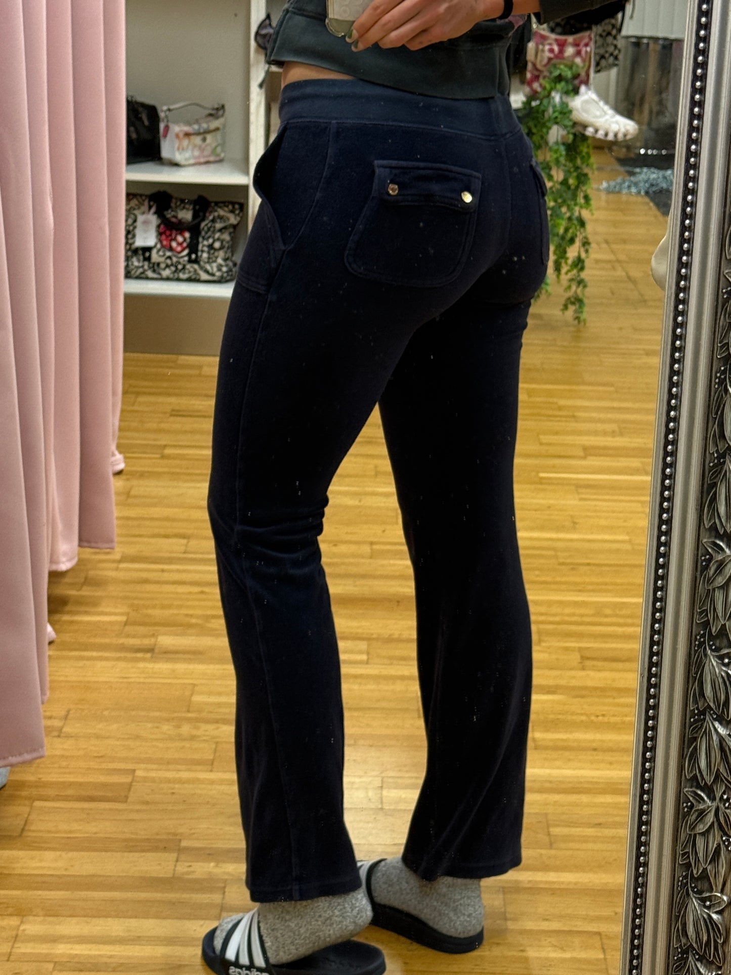 JUICY COUTURE PANTS (M)