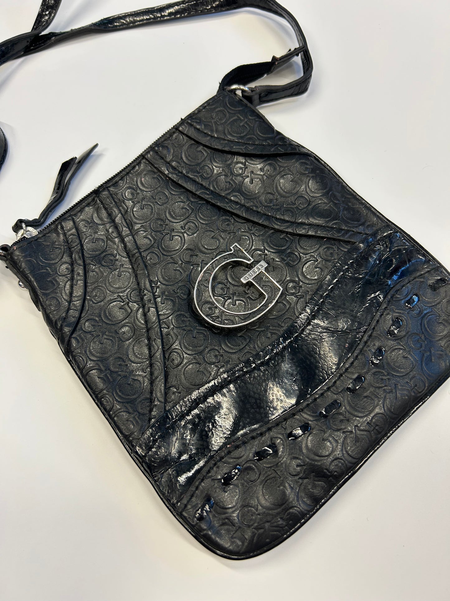 GUESS CROSSBODY BAG