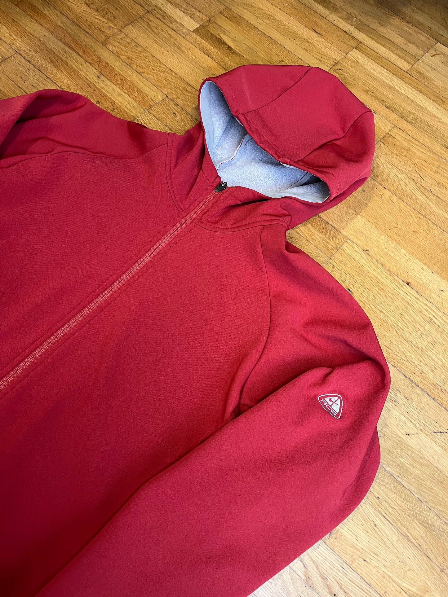 RARE NIKE ACG ZIPPER (L)