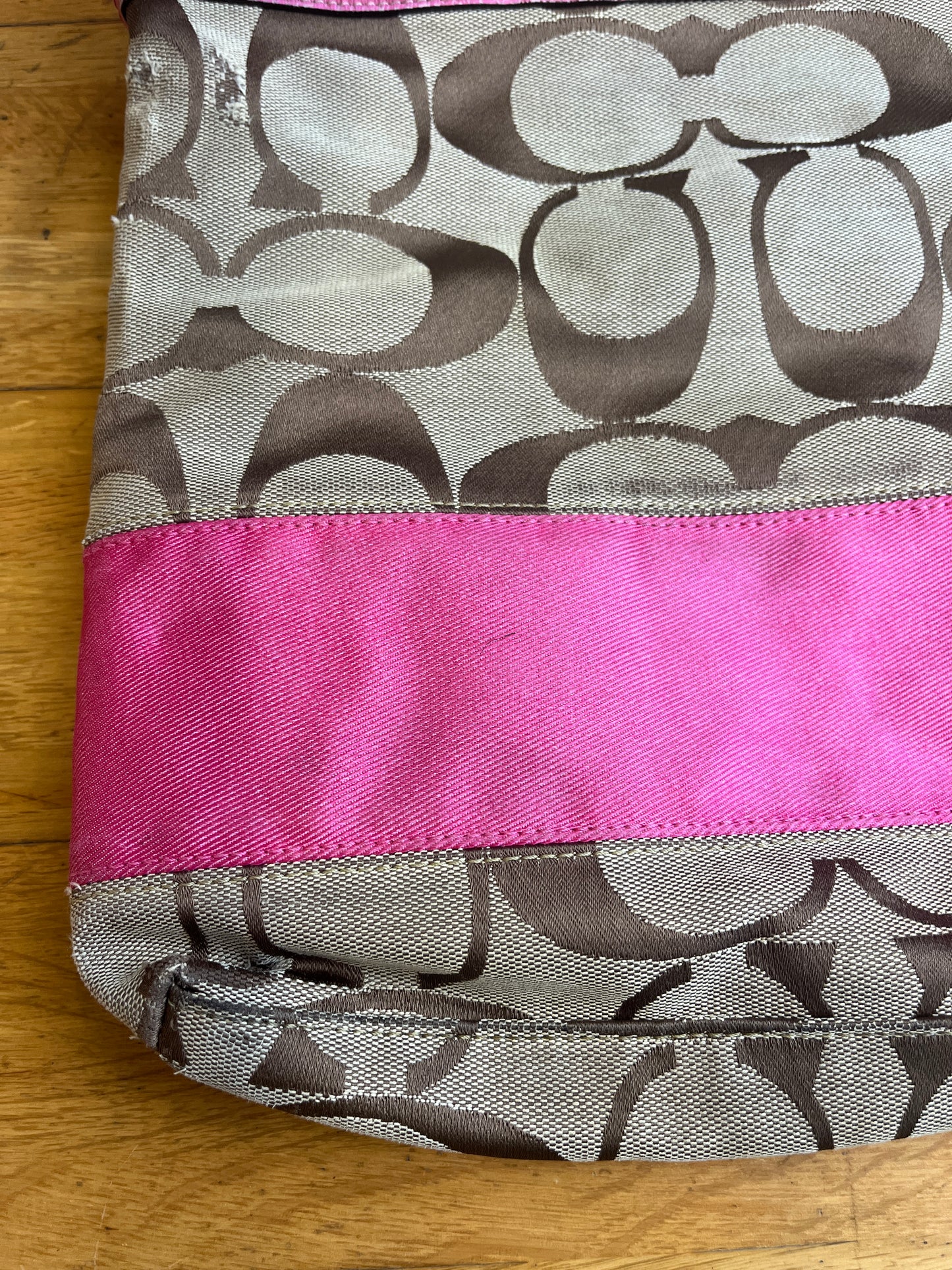 COACH PURSE MONOGRAM PINK