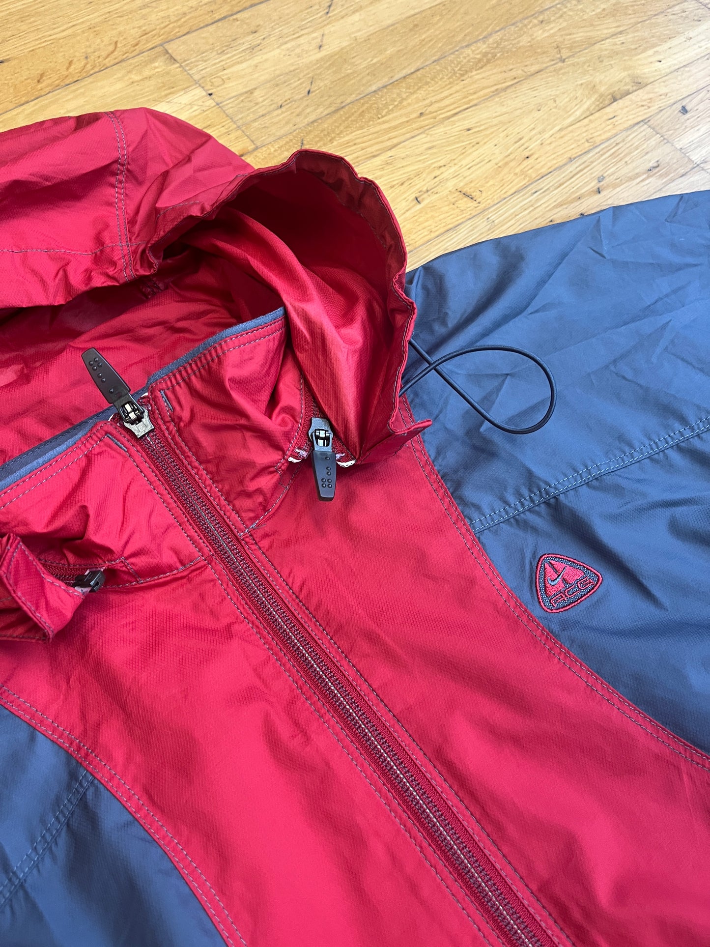 RARE NIKE ACG WINDBREAKER 2000s (M)
