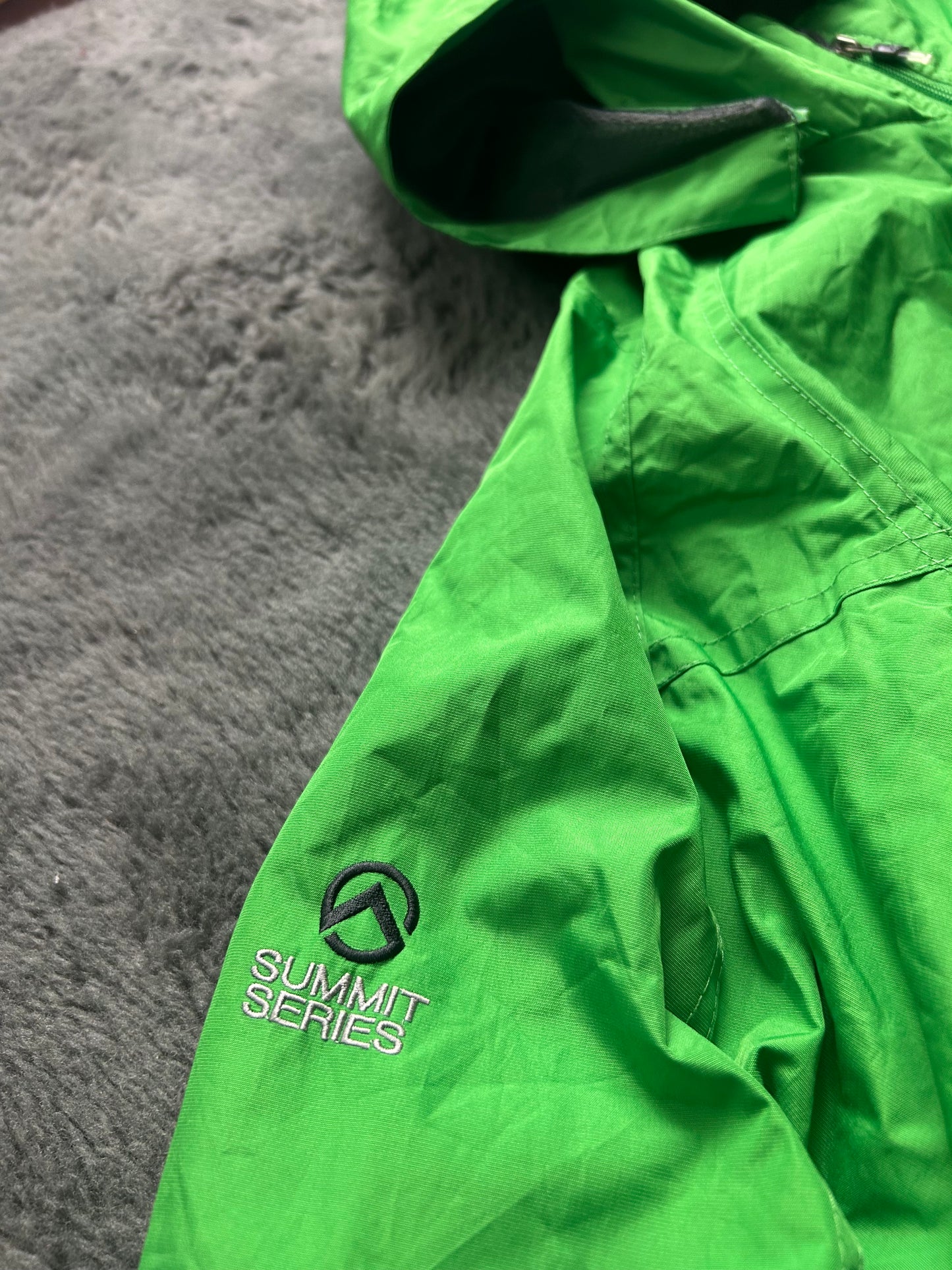 THE NORTH FACE WINDBREAKER SUMMIT SERIES 00s (L)