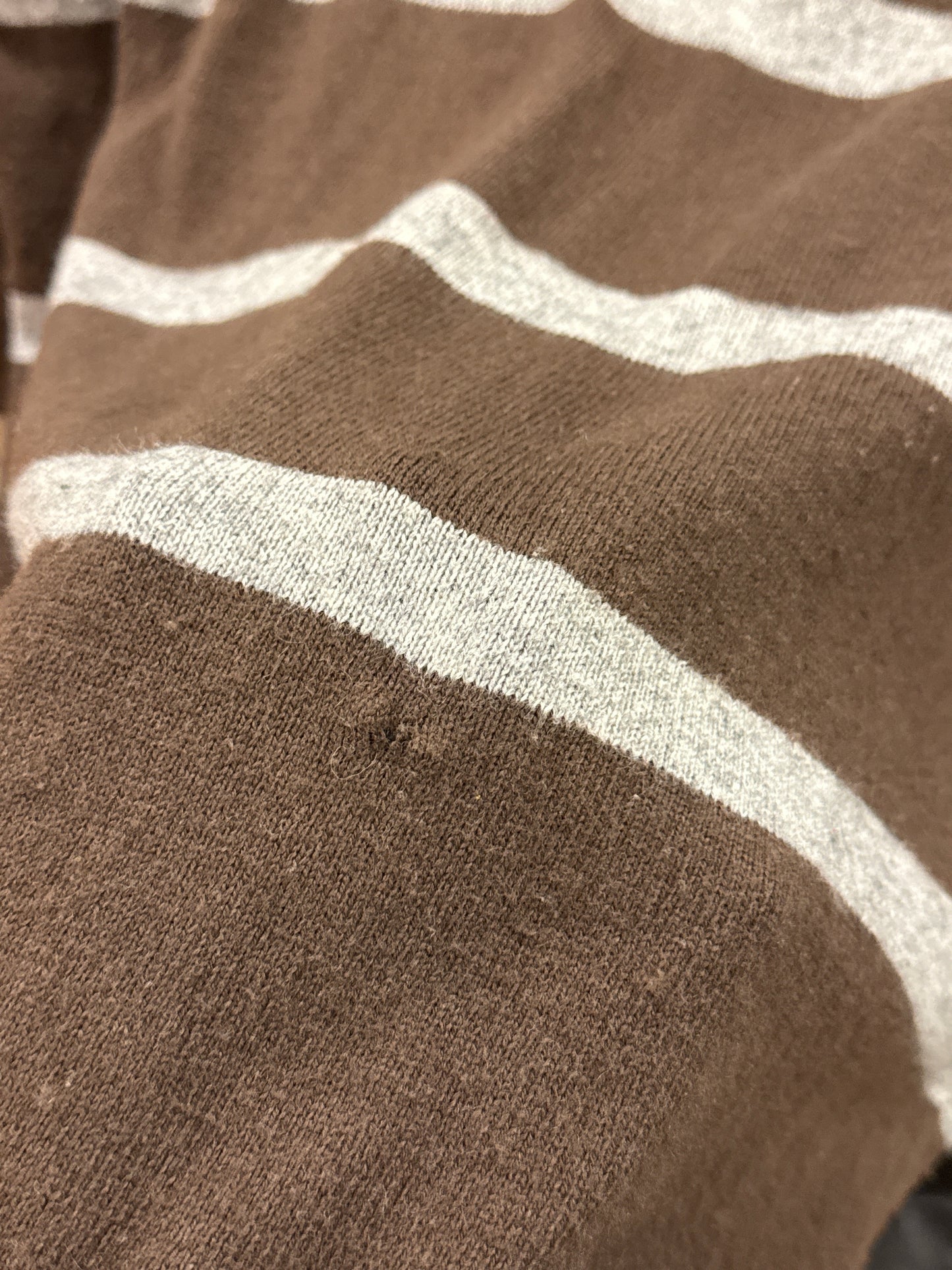 LACOSTE WOOL SWEATER (XL)