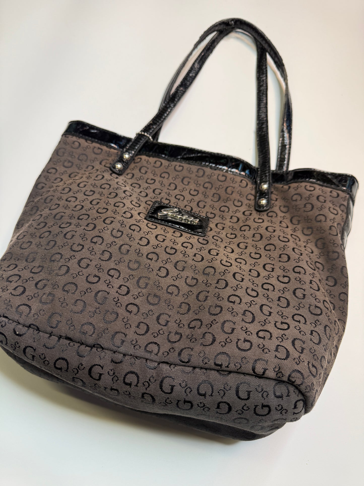GUESS PURSE