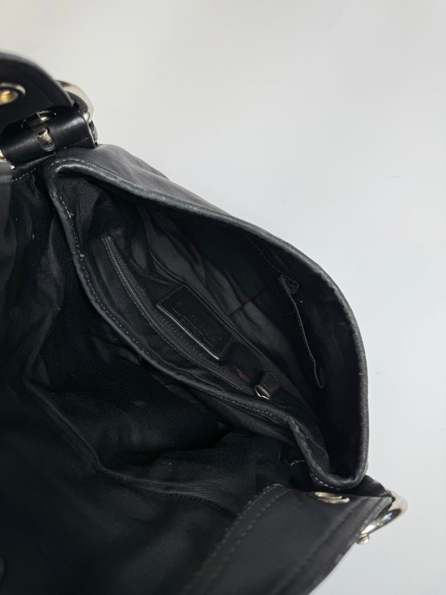 VINTAGE COACH REAL LEATHER BAG
