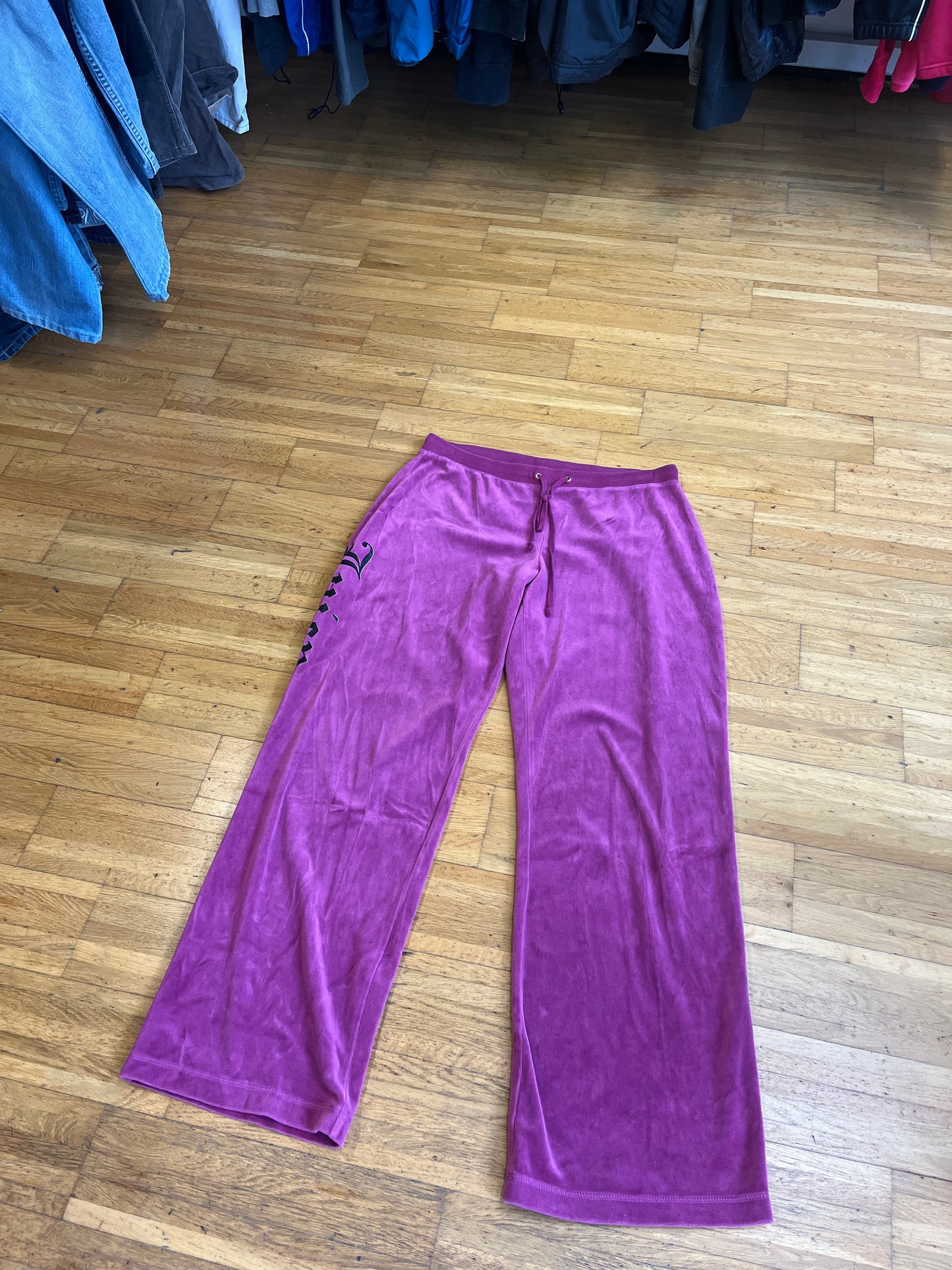 JUICY COUTURE PANTS (L)