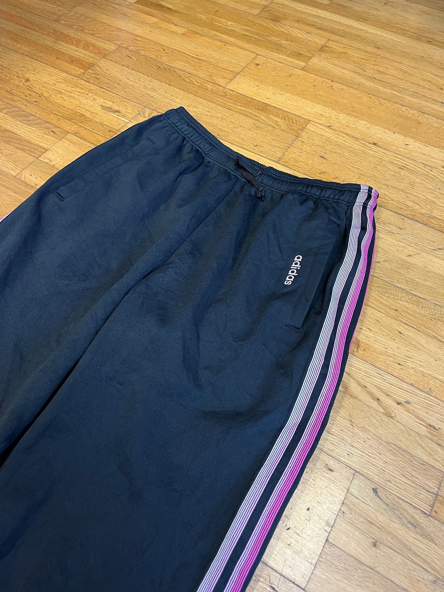 ADIDAS PANTS (w. M)