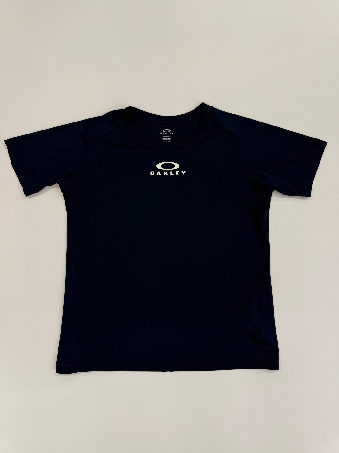 VINTAGE OAKLEY ELLIPSE BABYTEE (M)