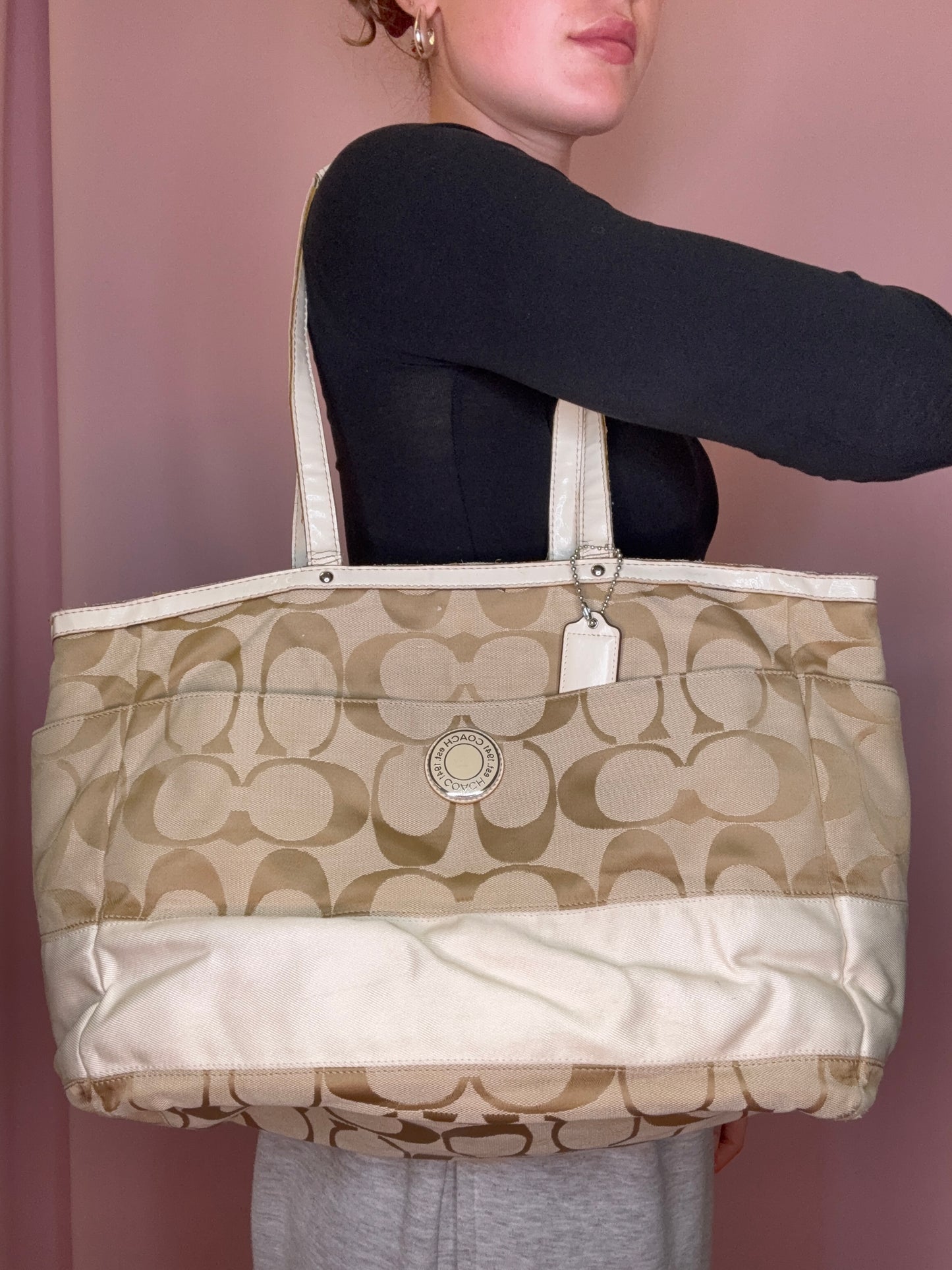 COACH MONOGRAM PURSE