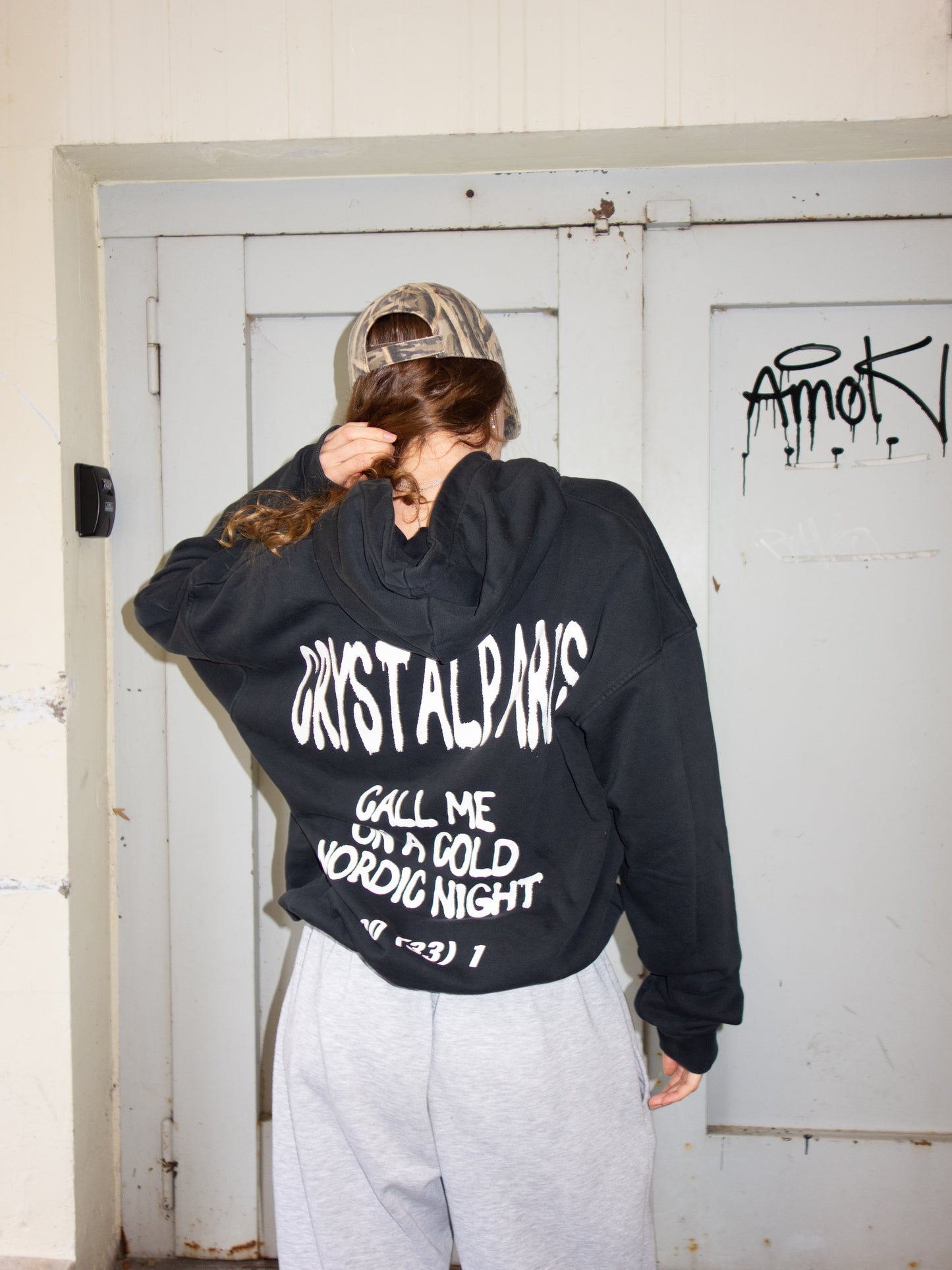 CRYSTAL HOODIE (L)