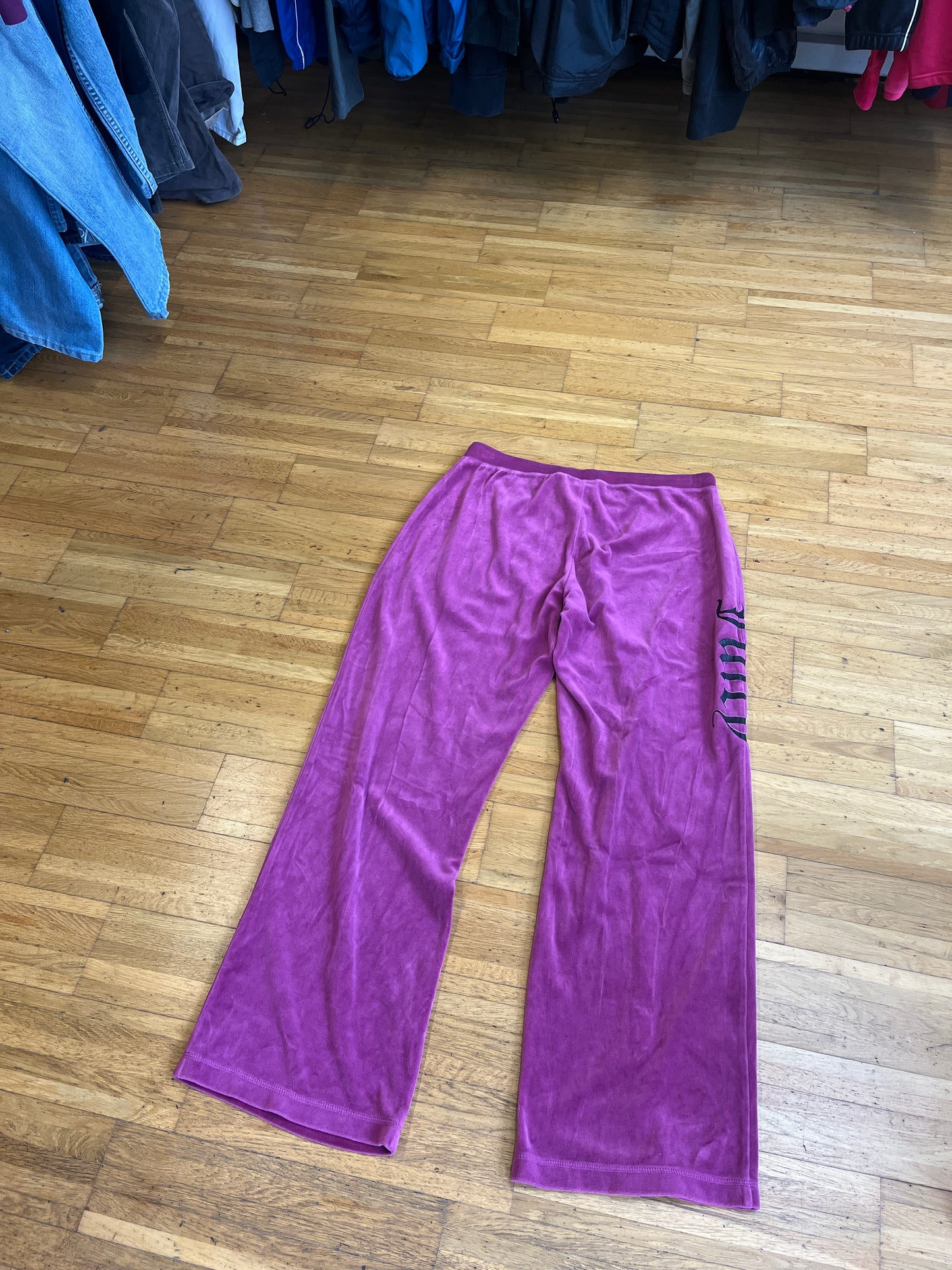 JUICY COUTURE PANTS (L)