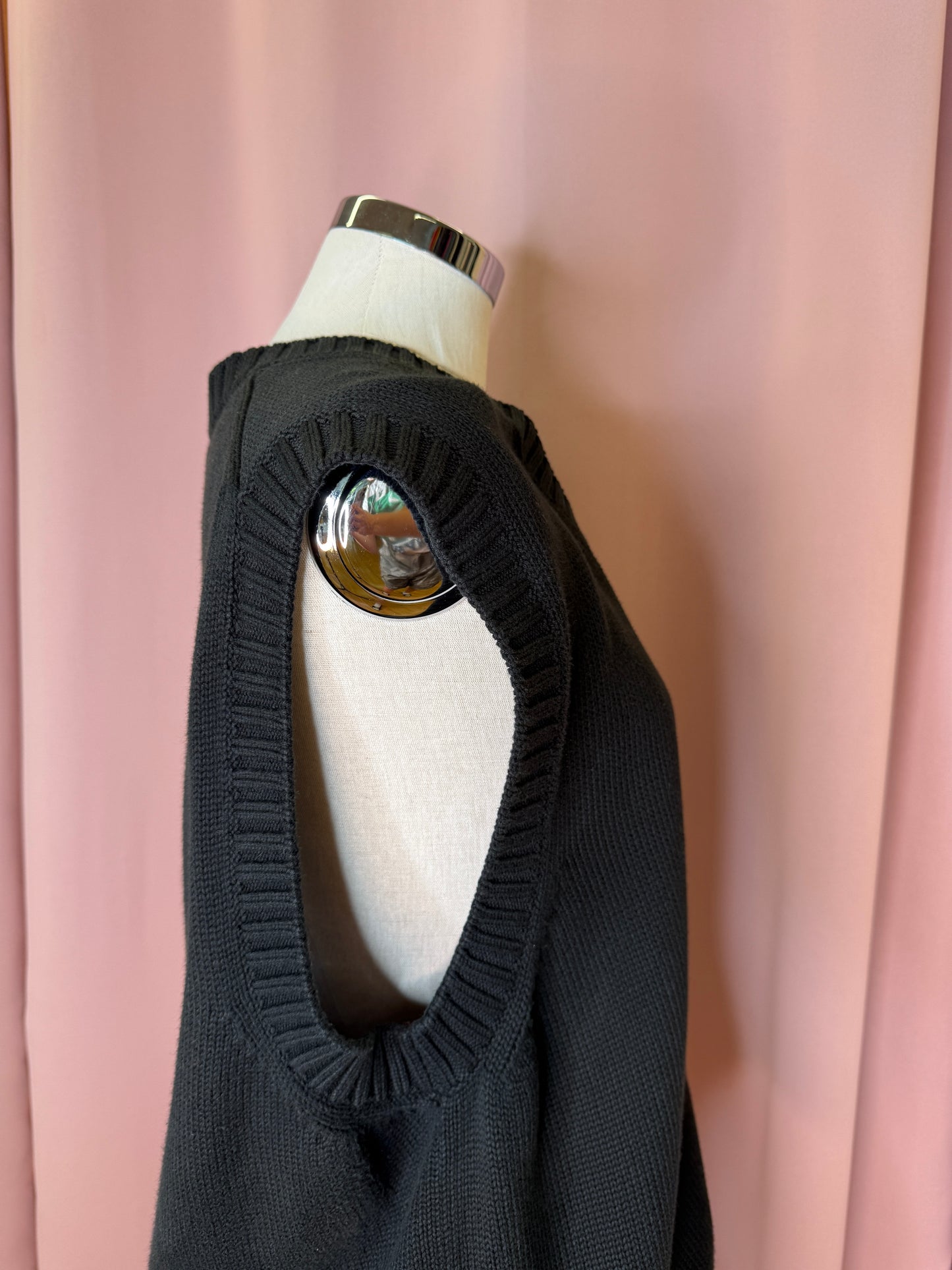 LACOSTE KNIT VEST BLACK (L)
