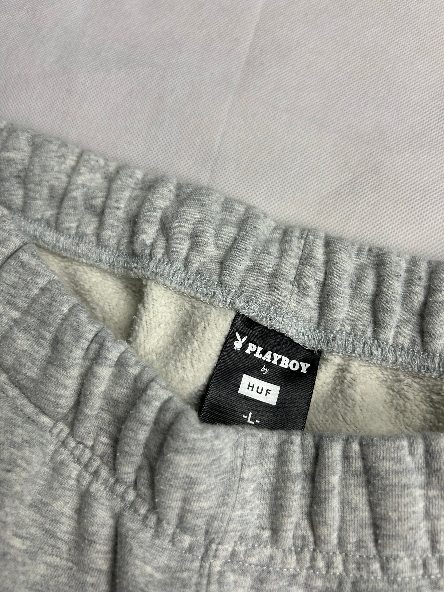 RARE PLAYBOY x HUF SWEAT PANTS (L)