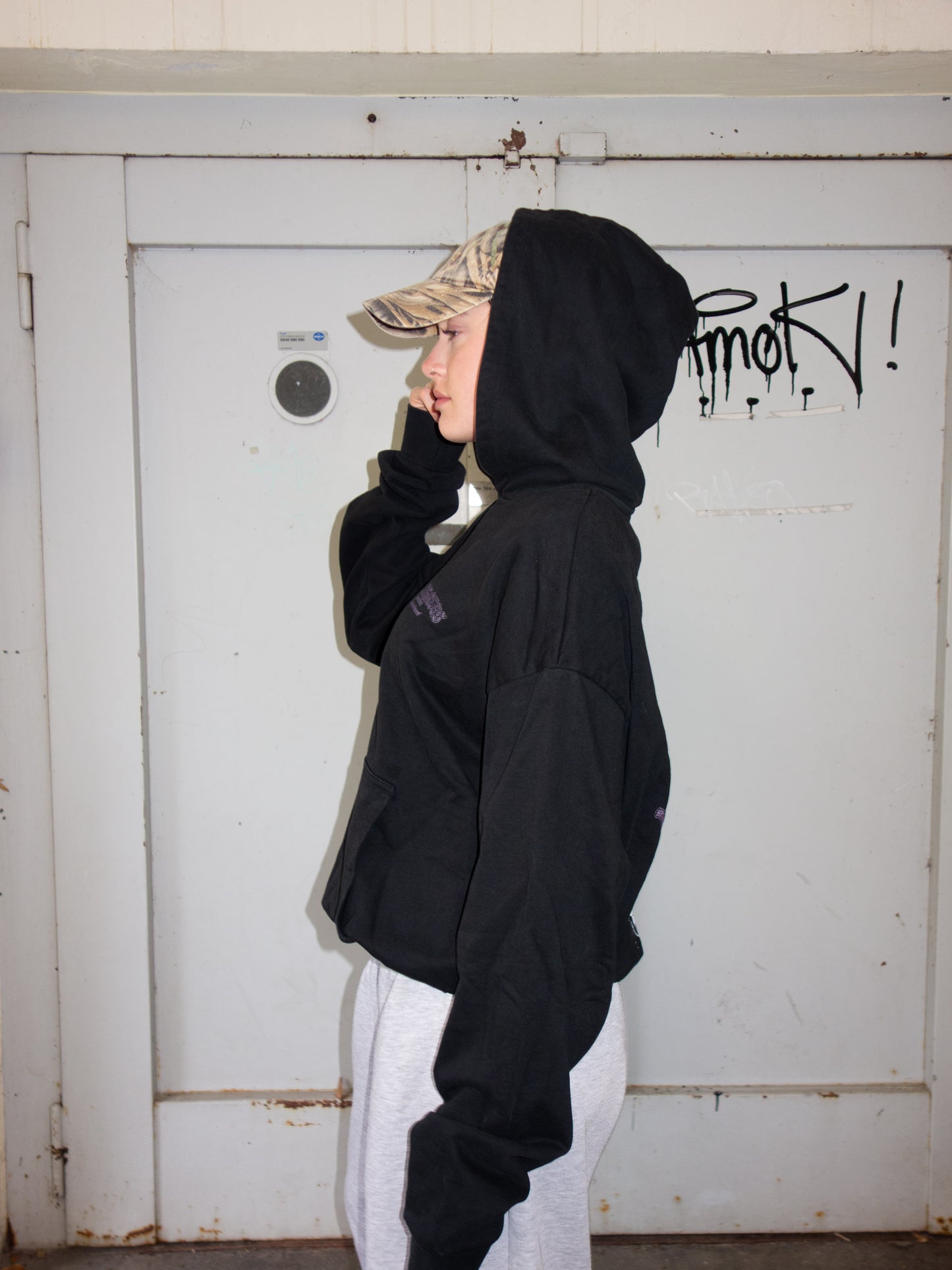 MYGONZALES HOODIE (M)