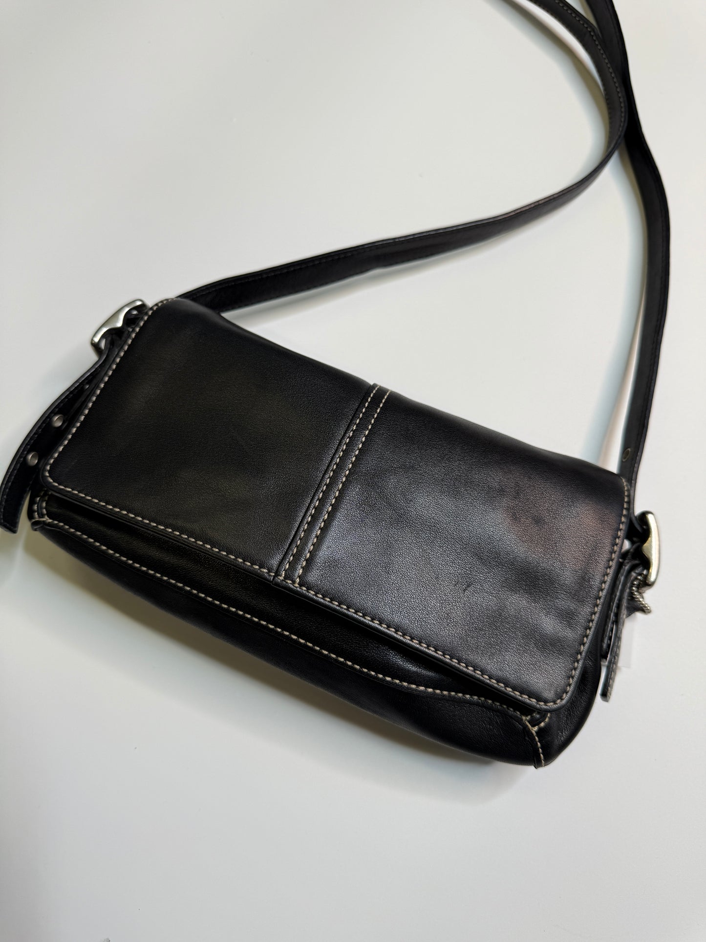 COACH REAL LEATHER CROSSBODY PURSE