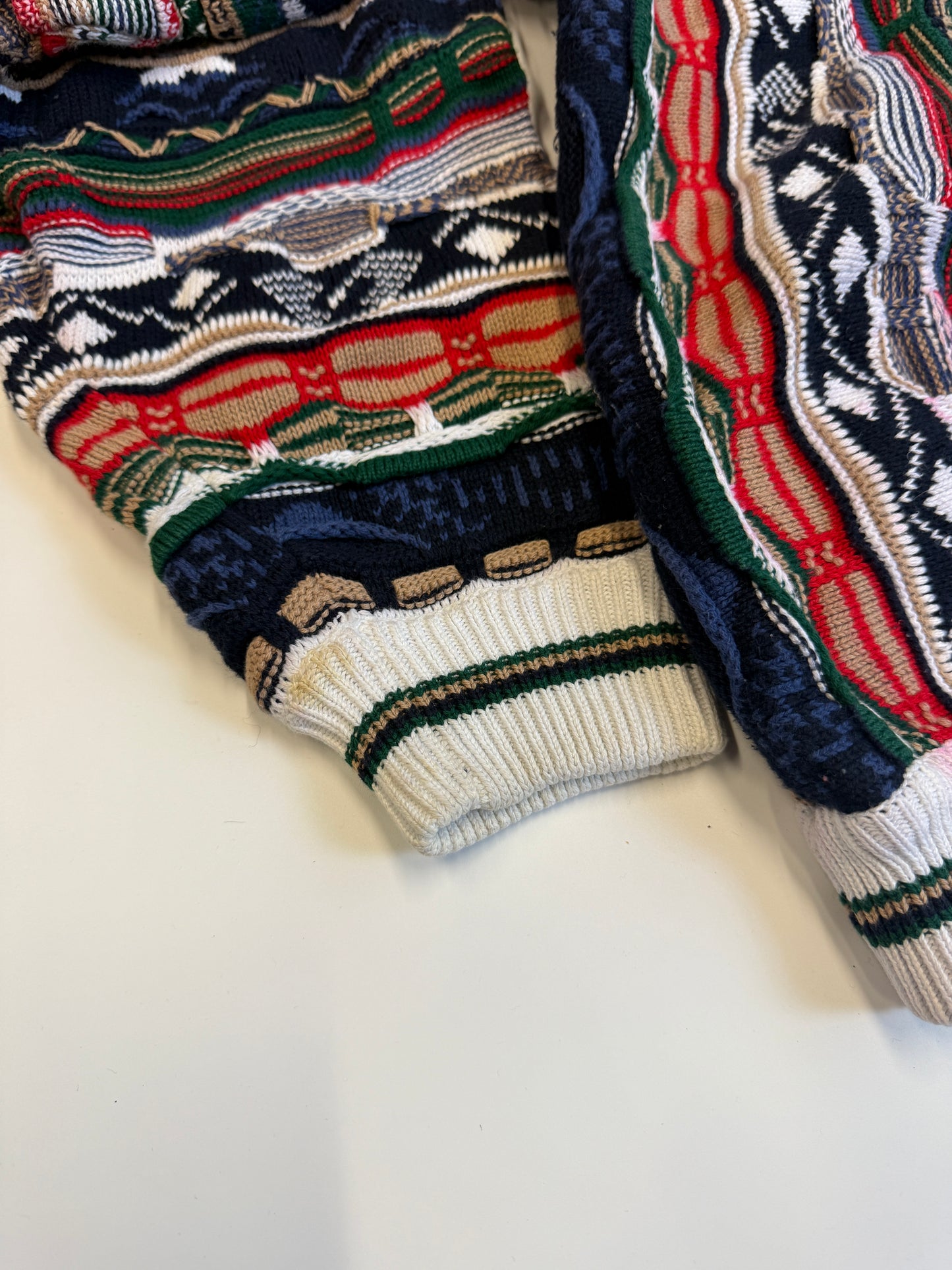 COOGI STYLE SWEATER (L)
