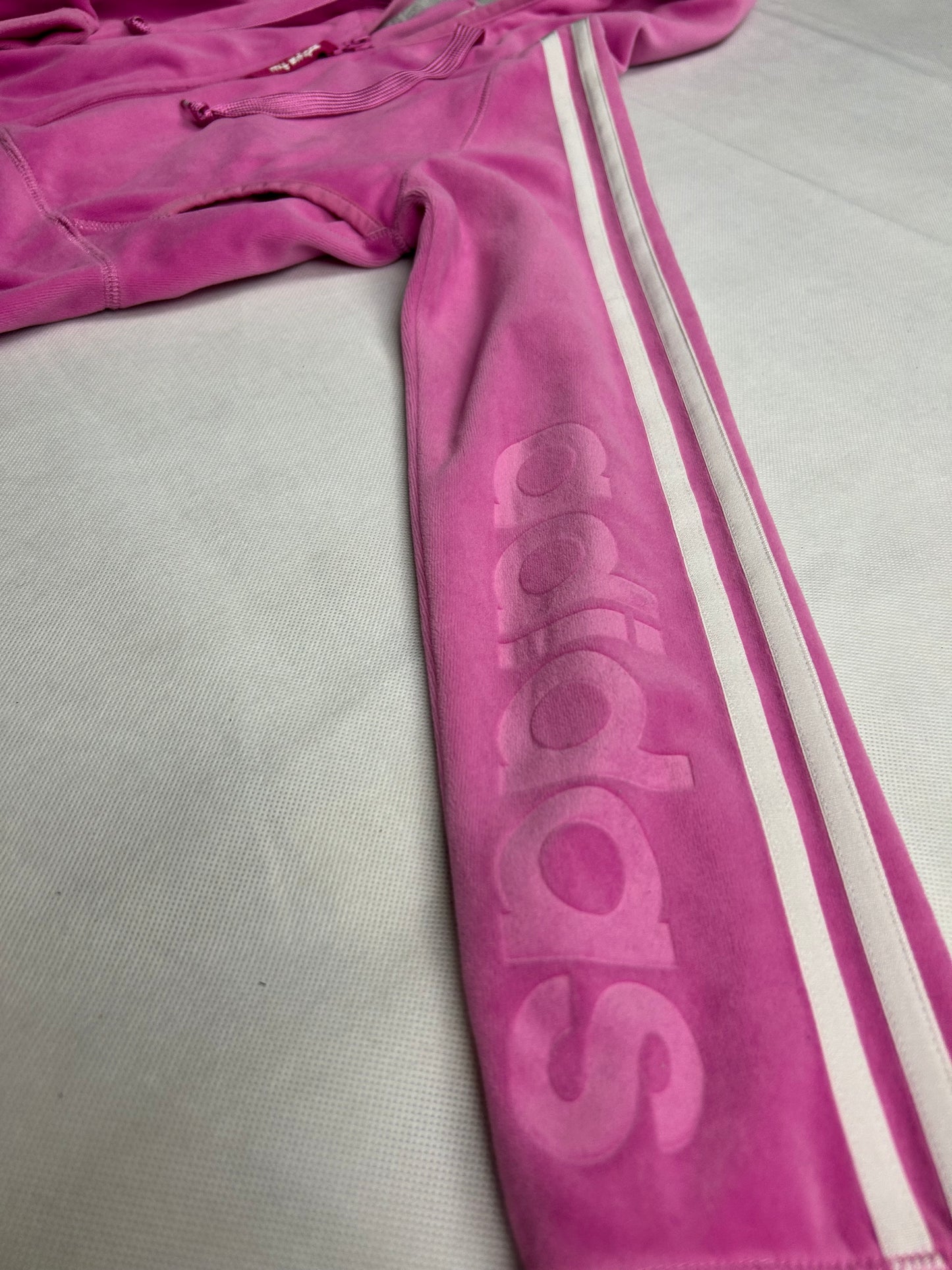 ADIDAS TRACKSUIT (S)