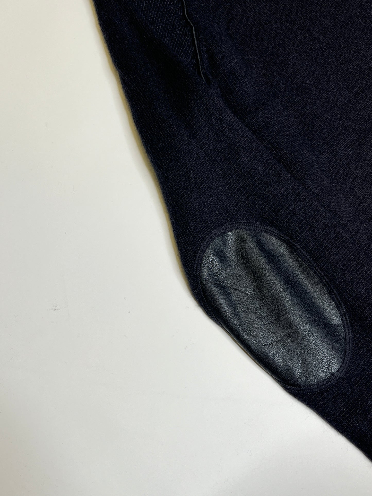 ARMANI JEANS KNIT SWEATER (M-L)