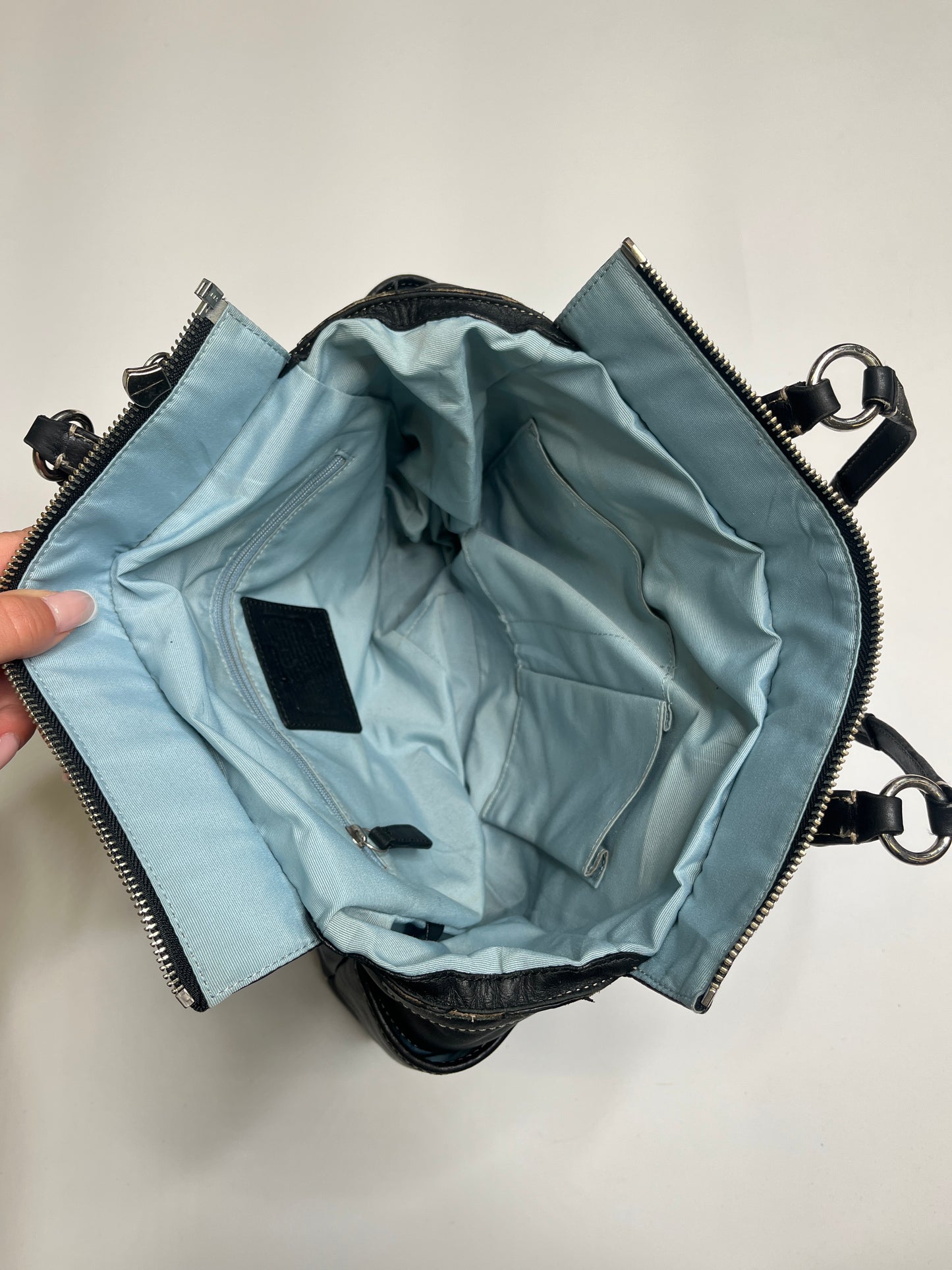 BLACK LEATHER COACH PURSE