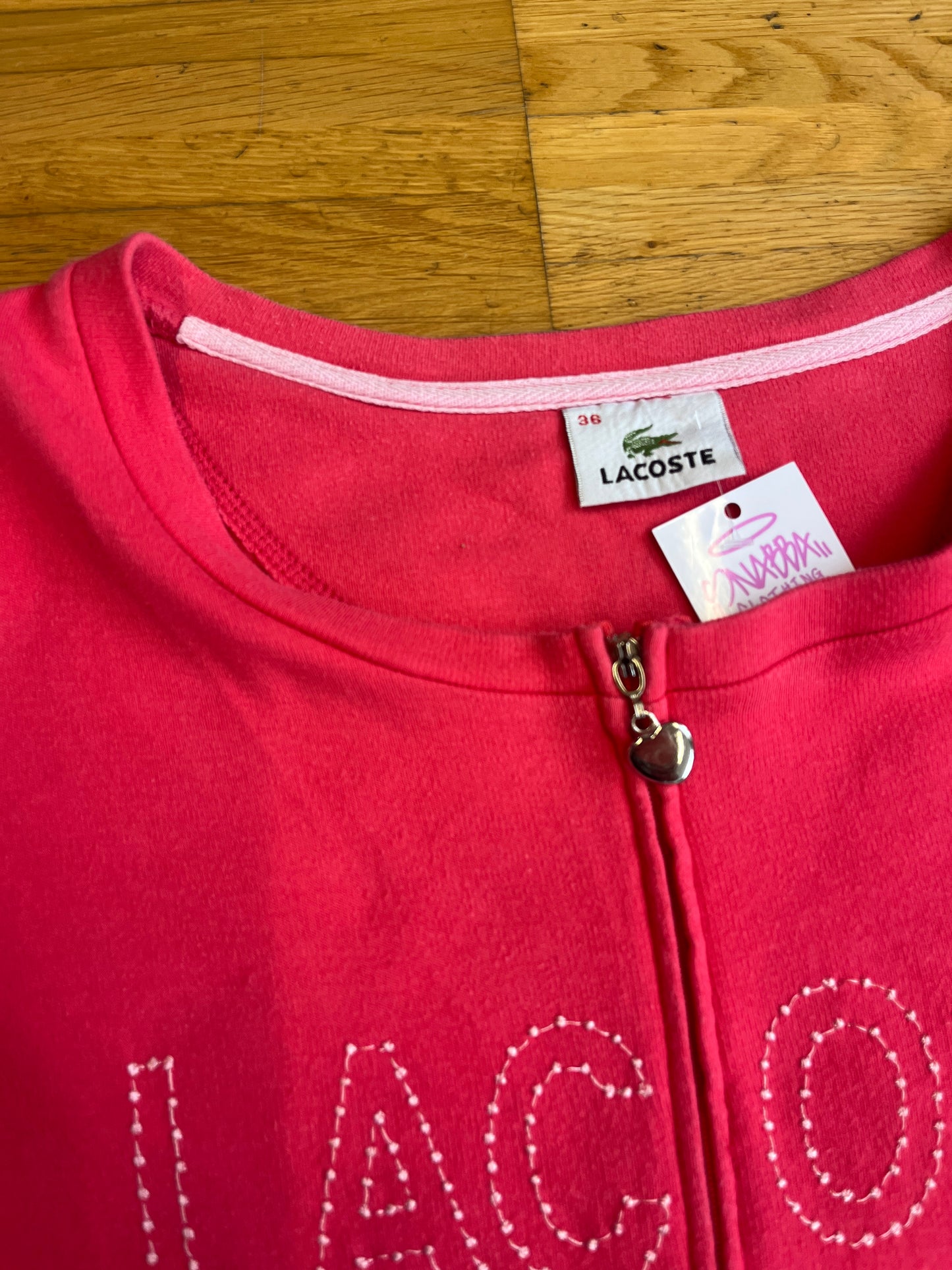 LACOSTE HEART ZIPPER SHORT SLEEVE (M)