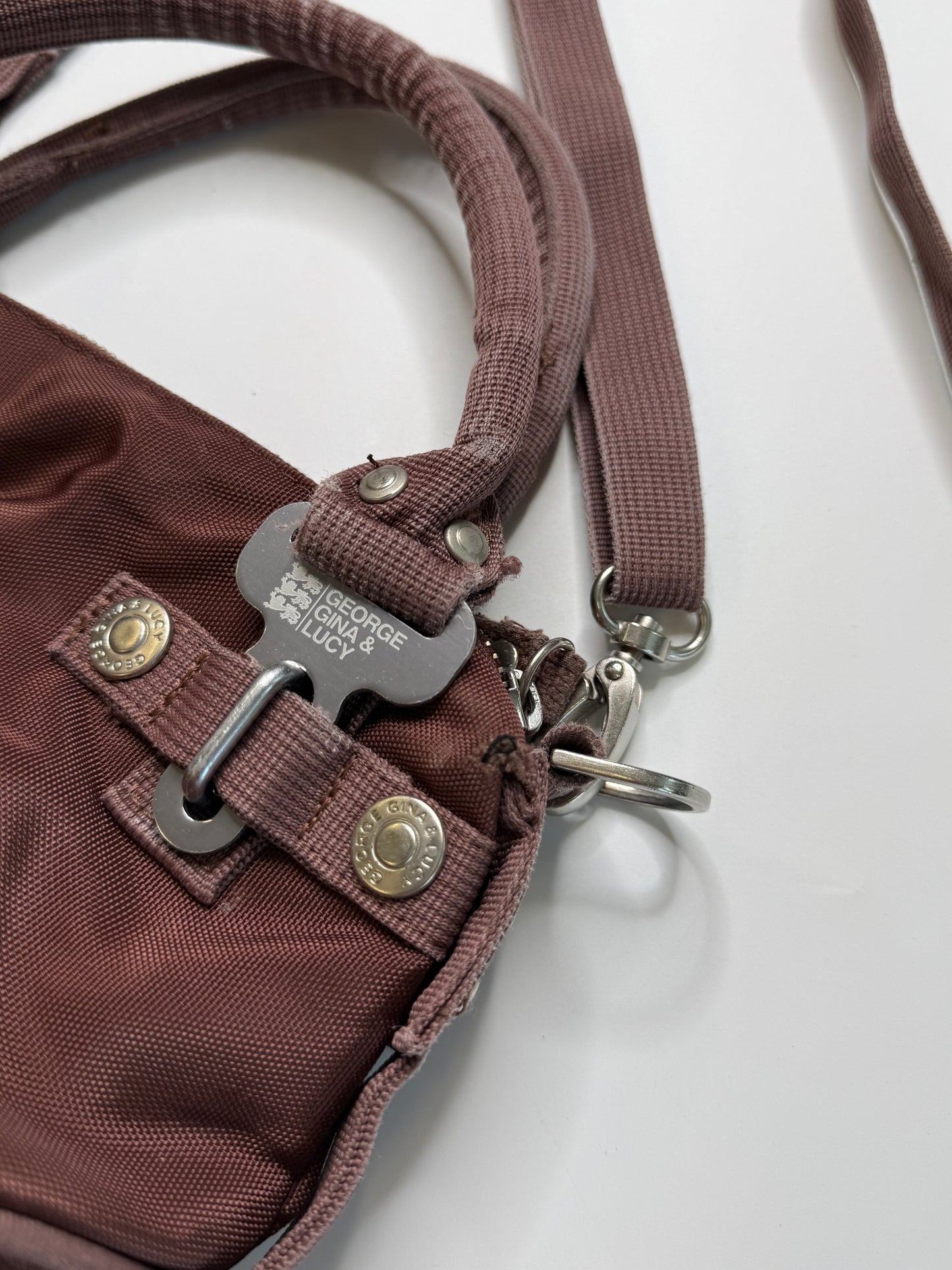 GEORGE GINA & LUCY VINTAGE CROSSBODY BAG "CYN CYN"
