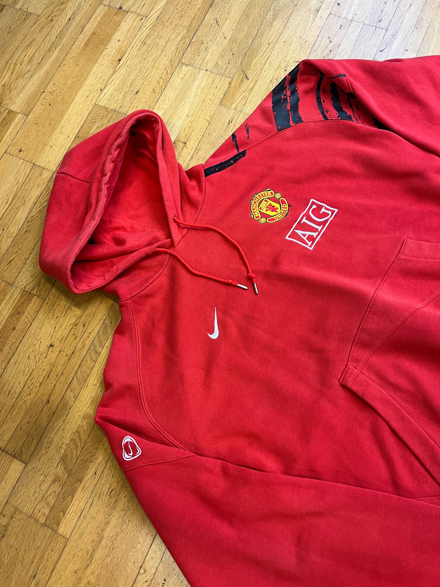 MANCHESTER UNITED x NIKE HOODIE (L)