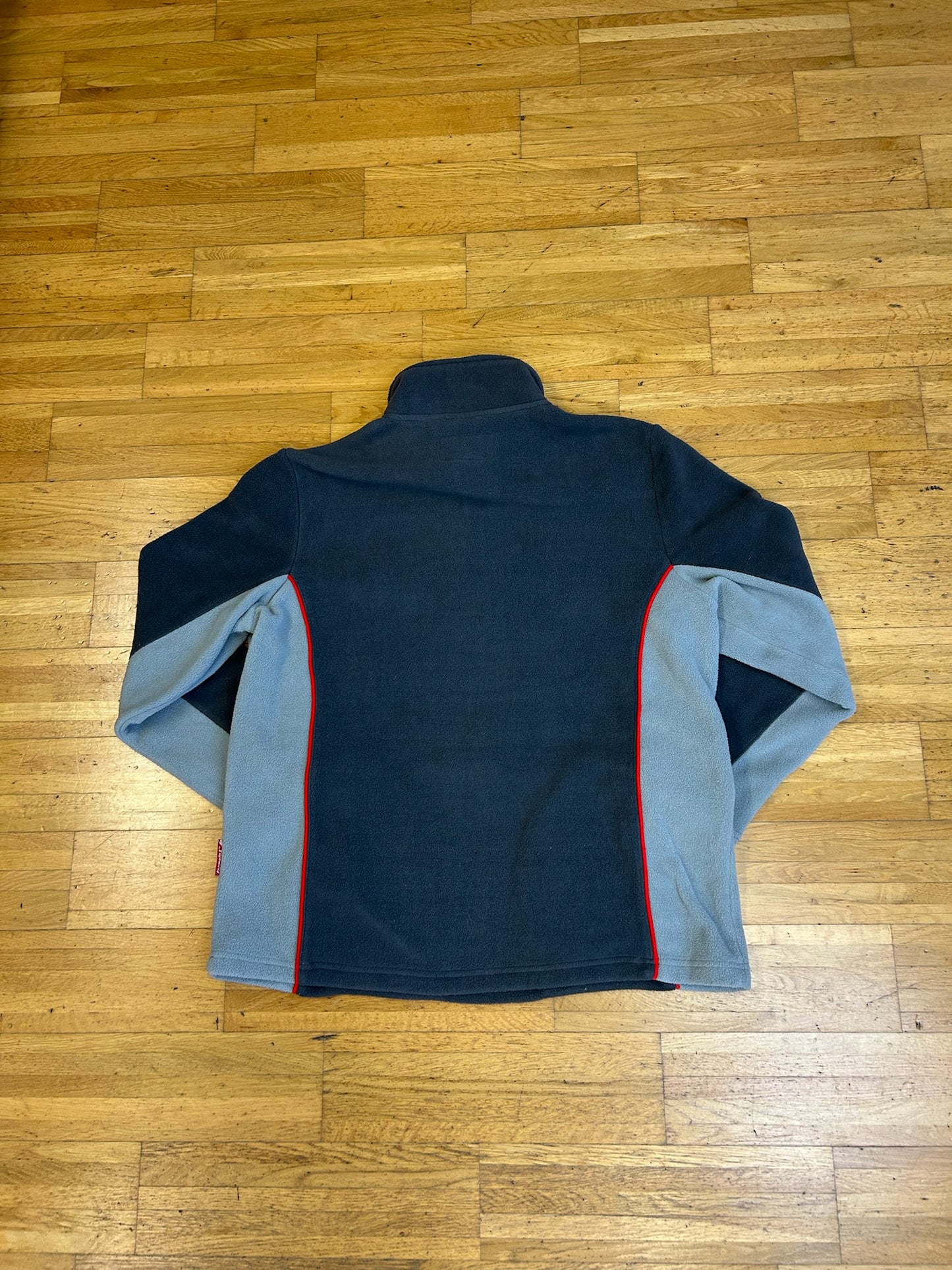 FORMULA 1 FLEECE SWEATER (M)