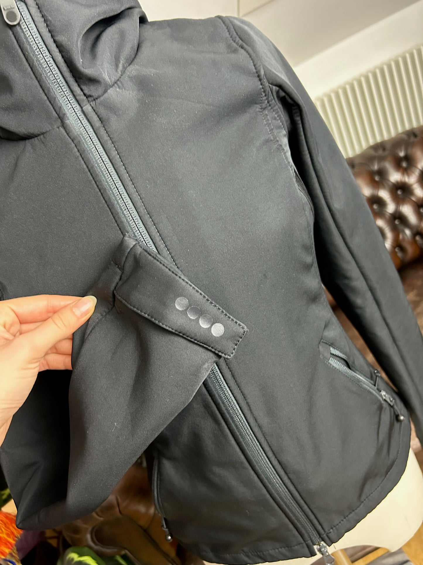 BENCH SOFTSHELL JACKET (XS)