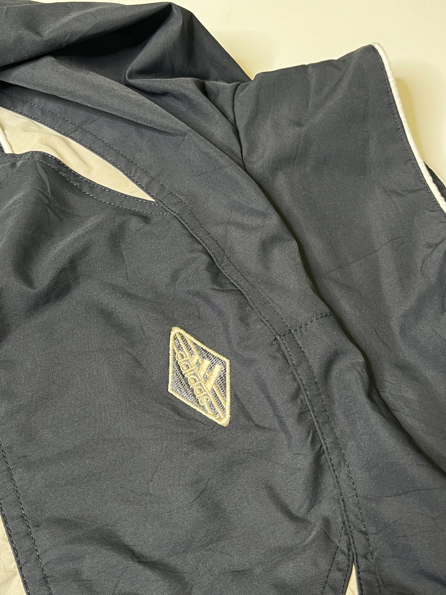 VINTAGE ADIDAS JACKET 1990S (M)