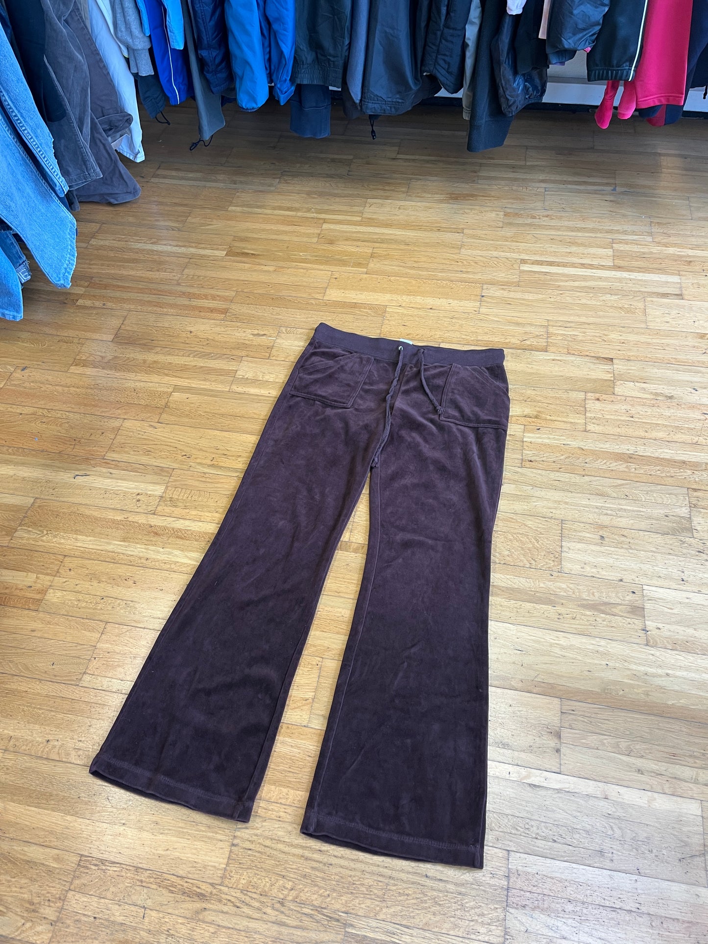 JUICY COUTURE PANTS (L)