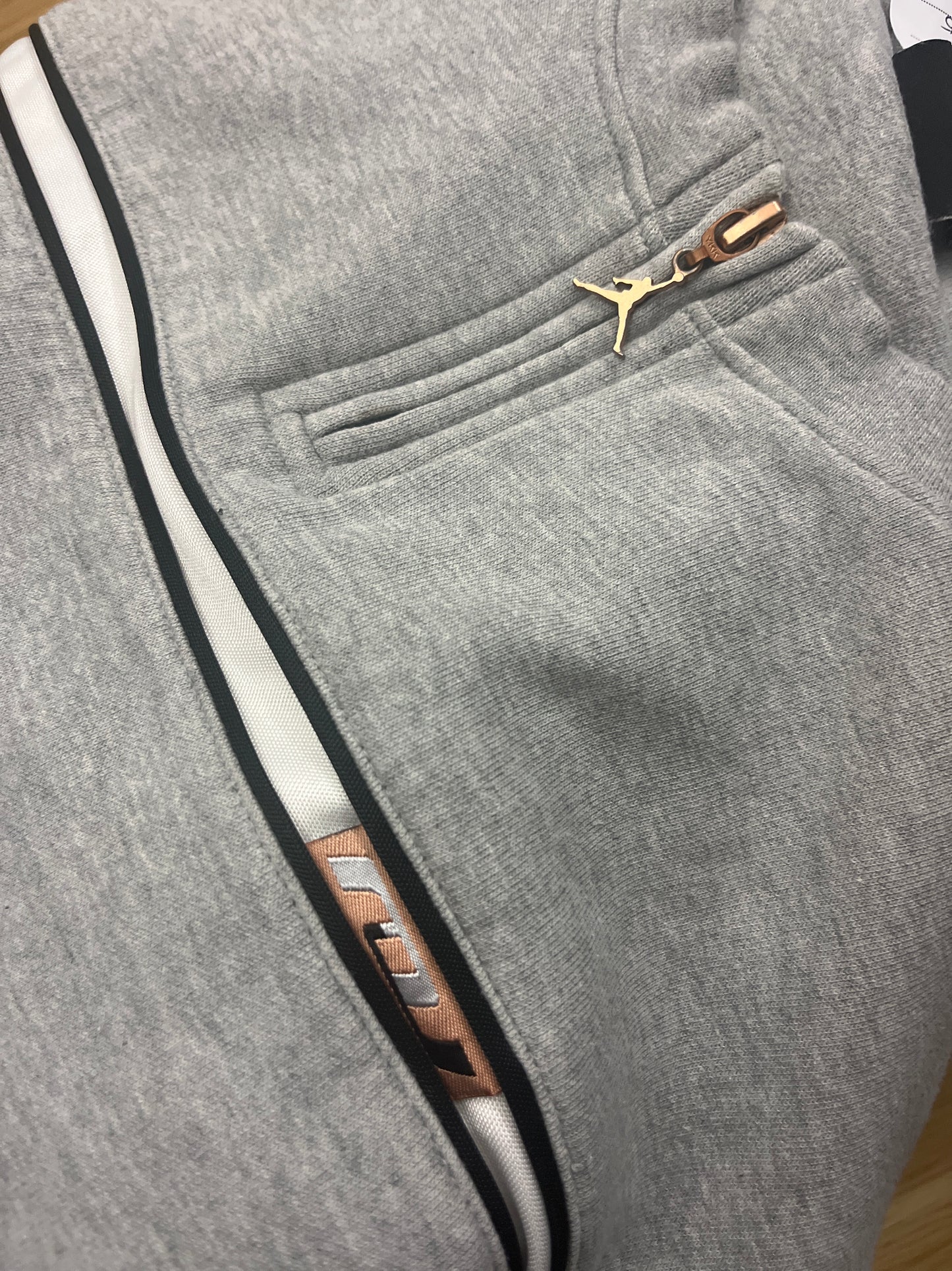 NIKE JORDAN THICK SHIRT (L)