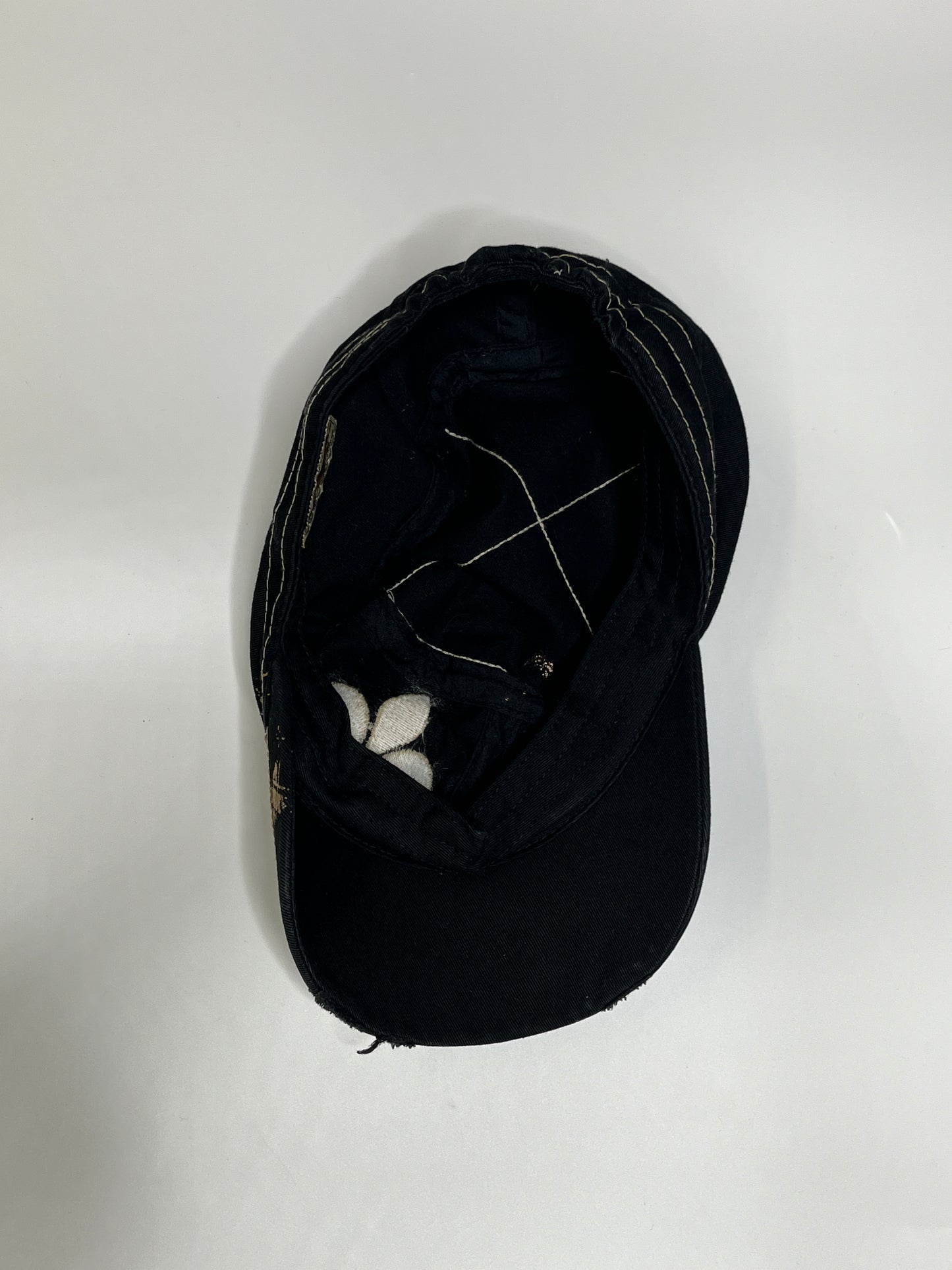 2000s DISTRESSED LEADER CAP