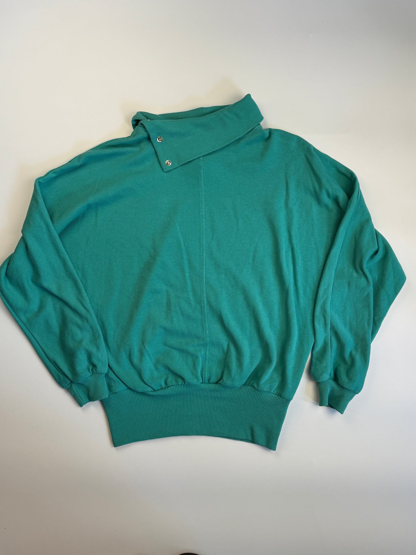 LACOSTE KNIT SWEATER (M)
