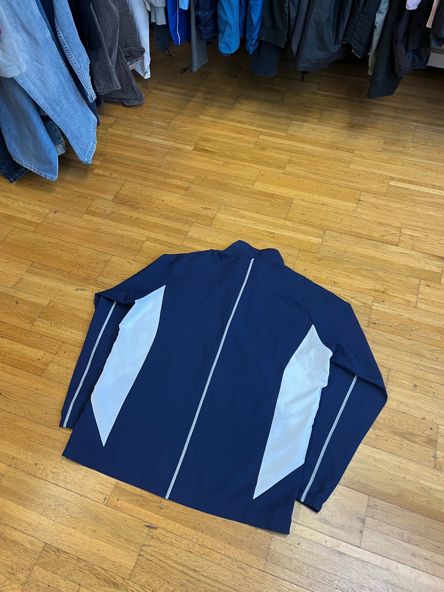 ASICS ZIPPER (M-L)