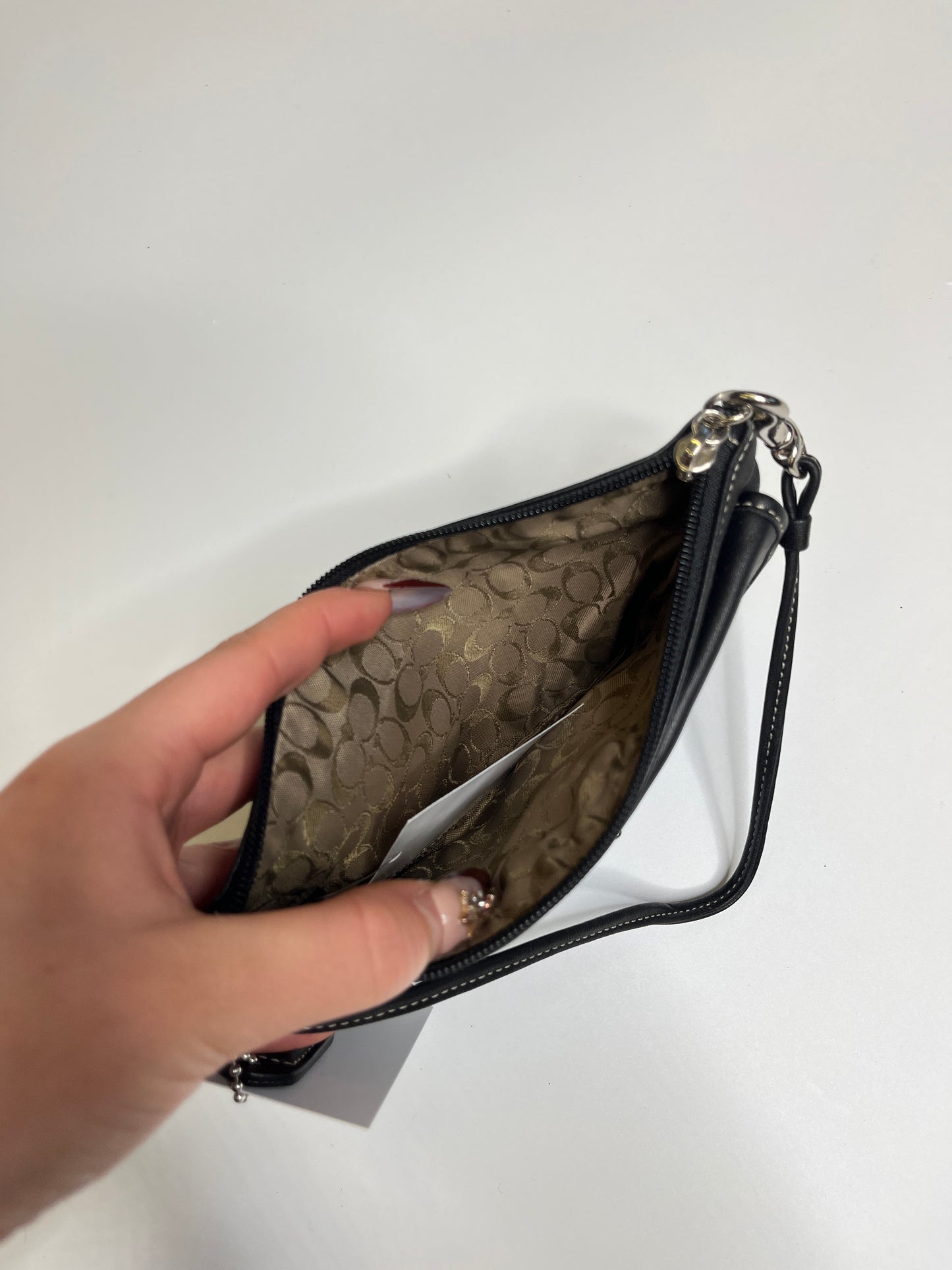 COACH WRISTLET REAL LEATHER