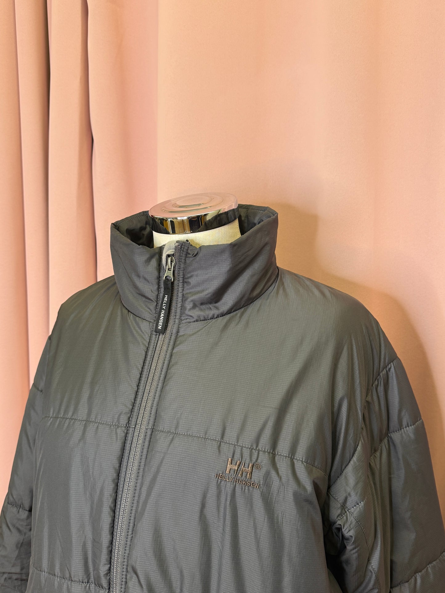 HELLY HANSEN THIN PUFFER (mens M)