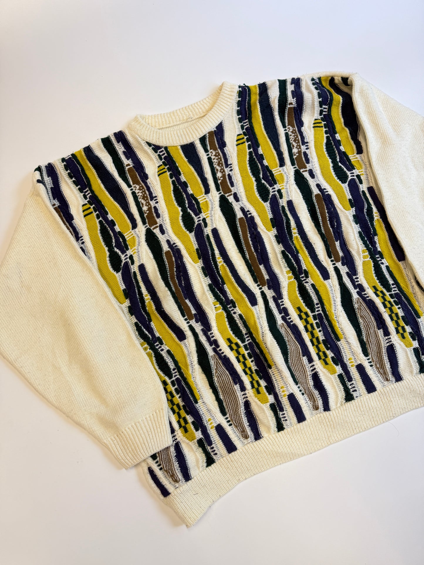 COOGI STYLE SWEATER (M)