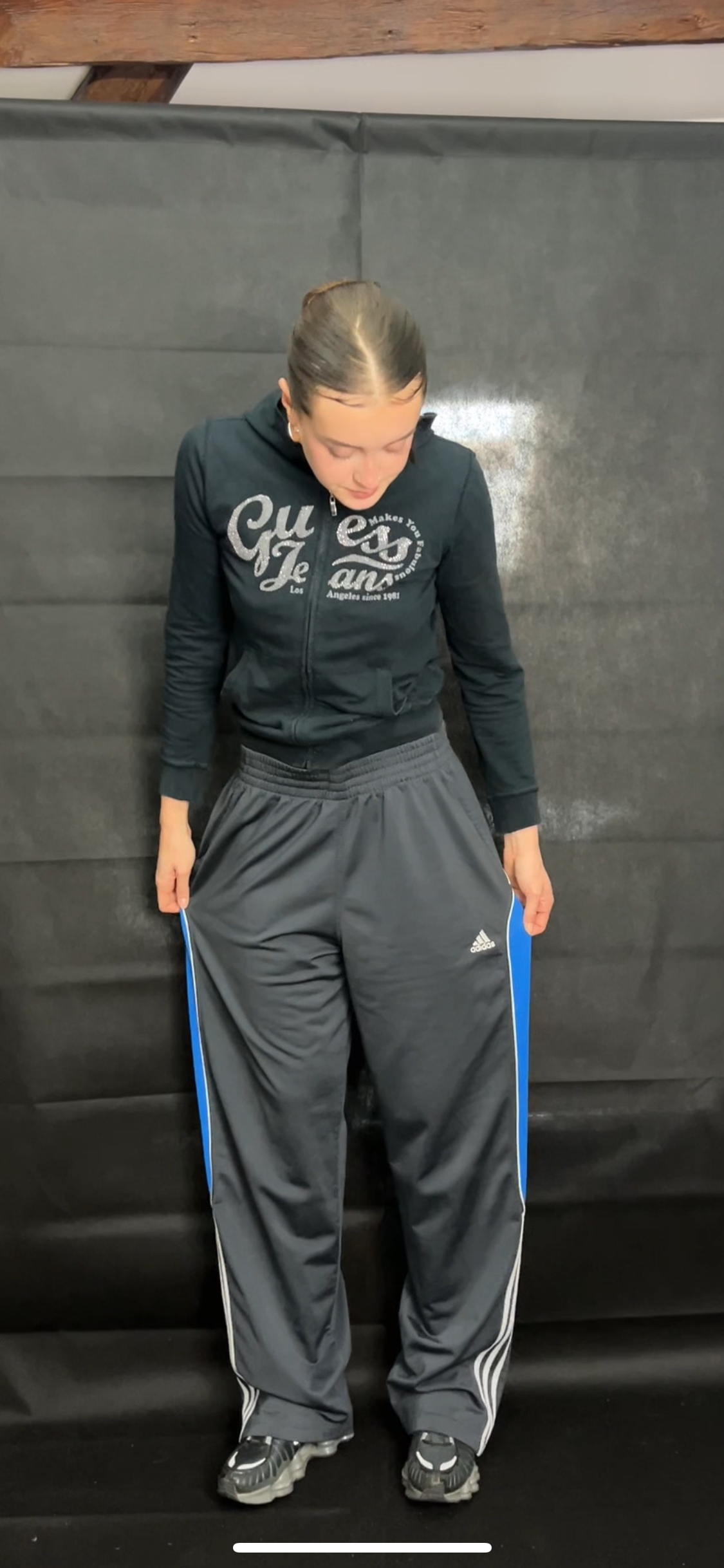 ADIDAS SWEAT PANTS (L)
