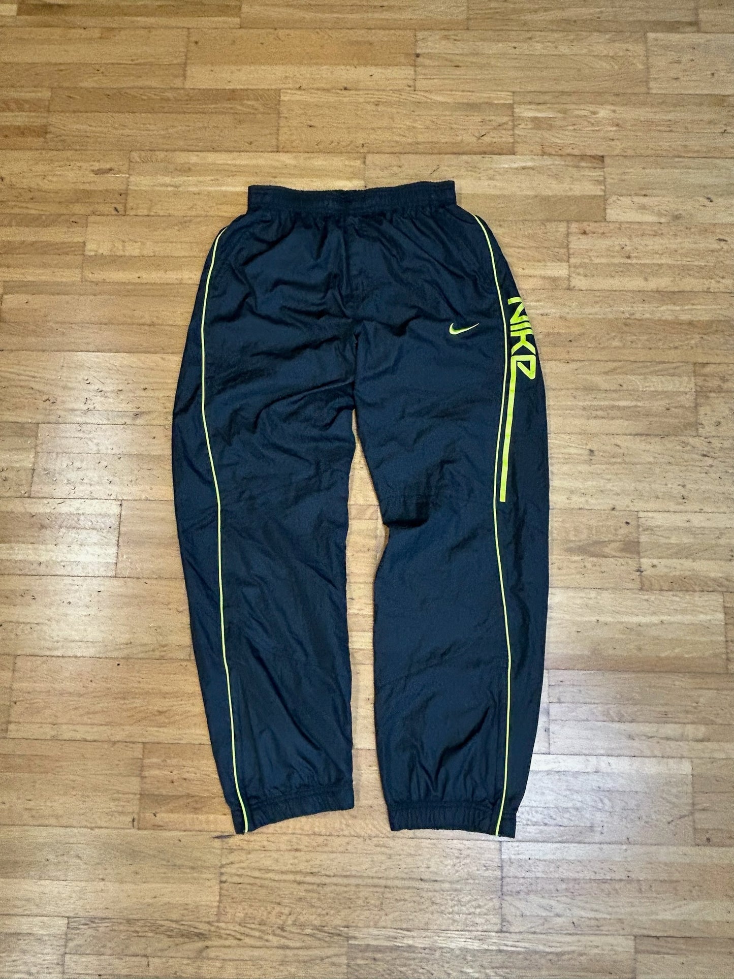 NIKE SPELLOUT TRACKPANTS (S)