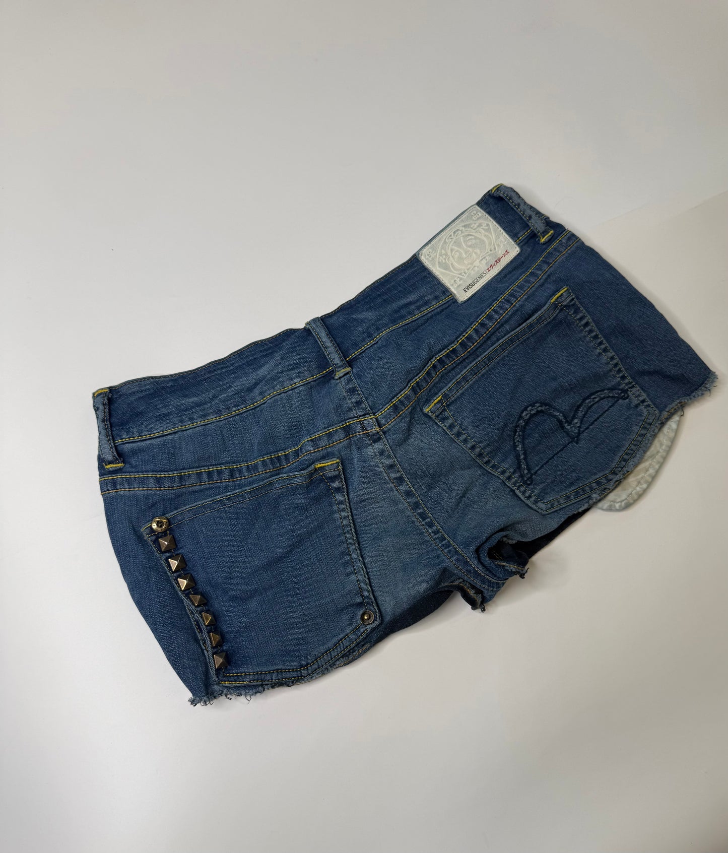EVISU VINTAGE HEART POCKET STUDDED DENIM SHORTS