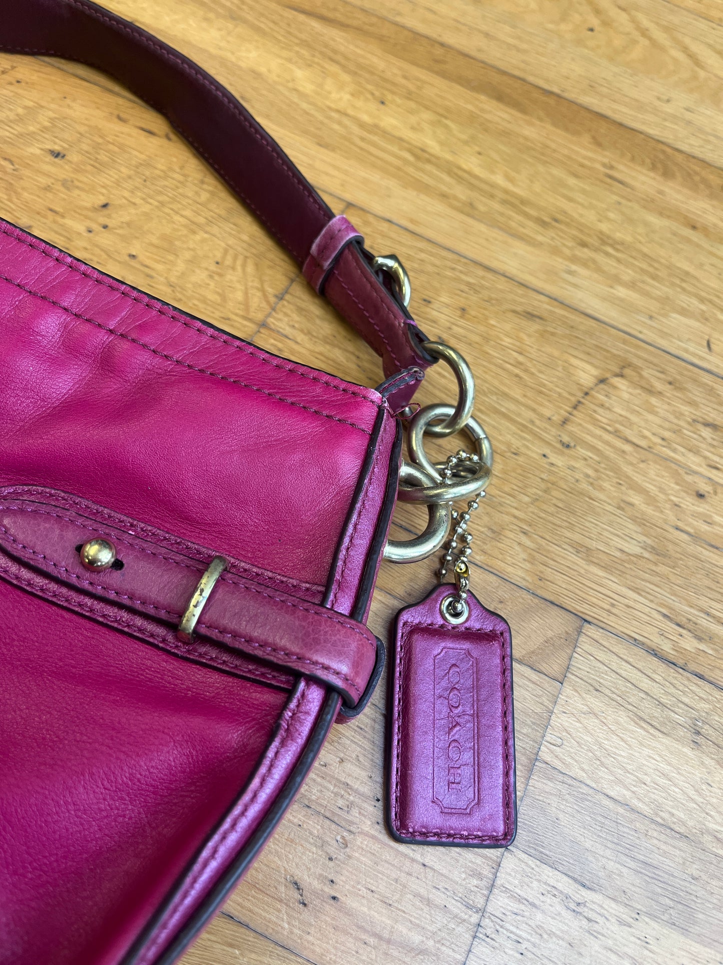 COACH PURSE REAl LEATHER