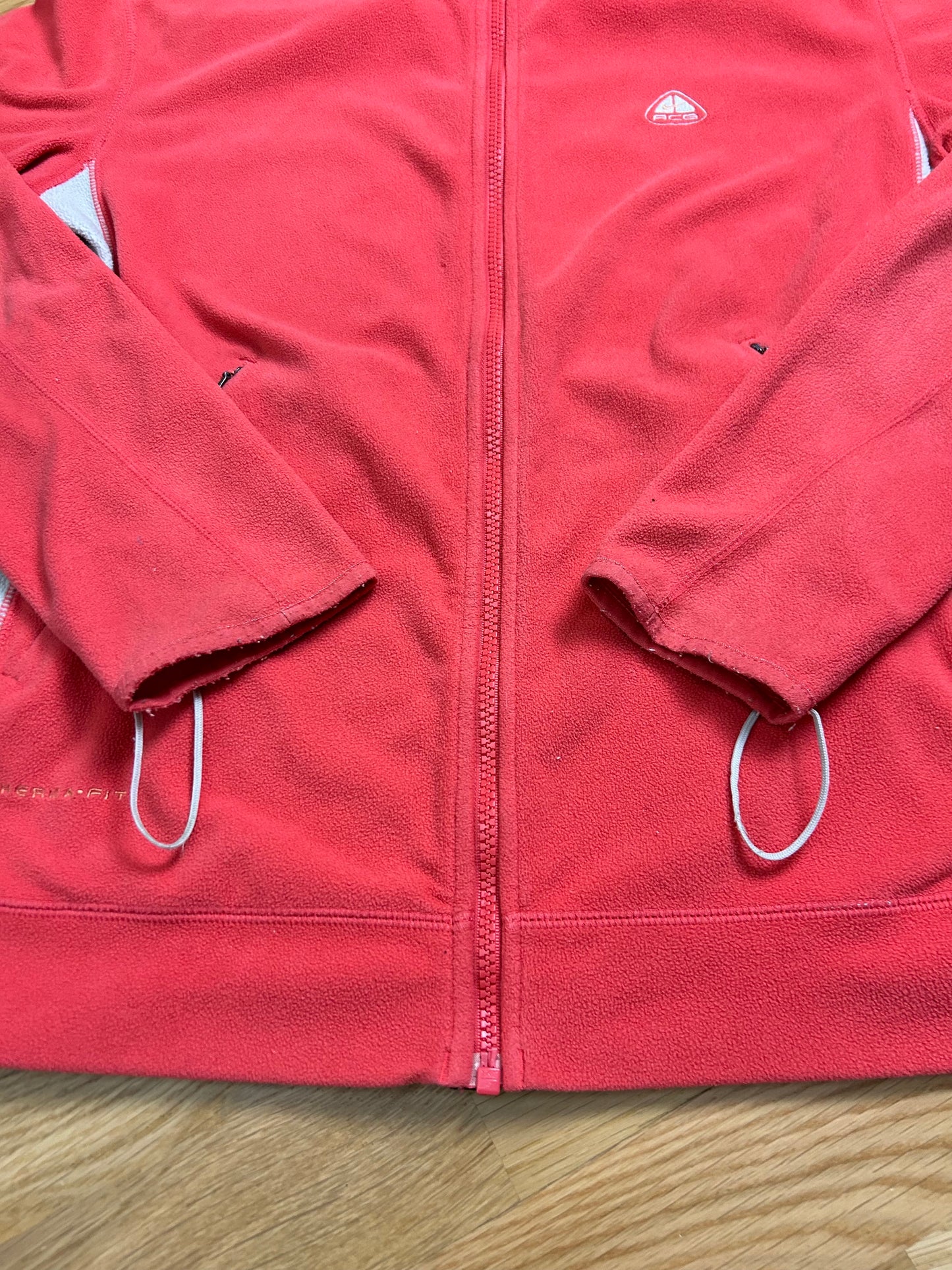 RARE! NIKE ACG FLEECE (w. L)