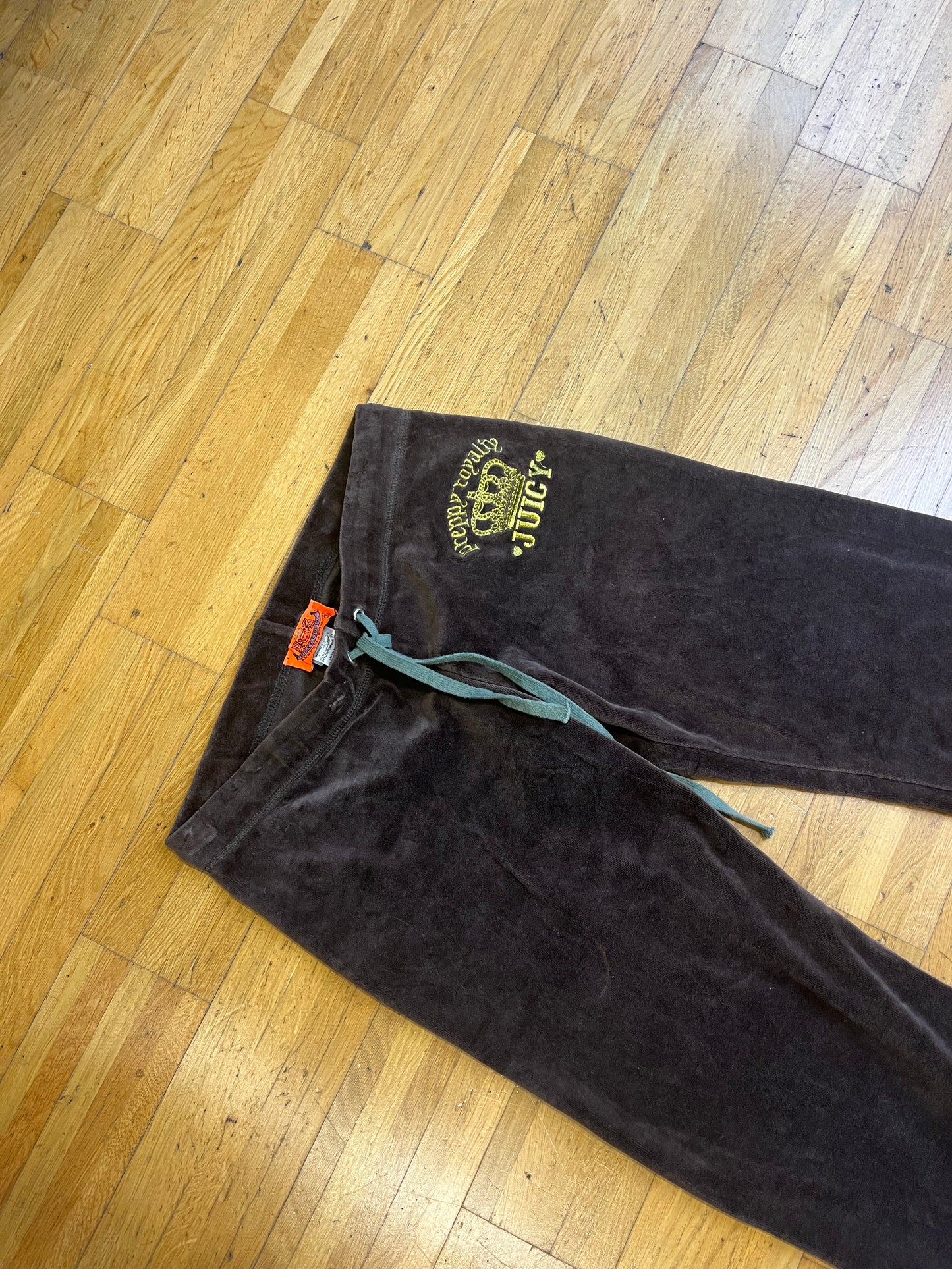 JUICY COUTURE PANTS (XS-S)