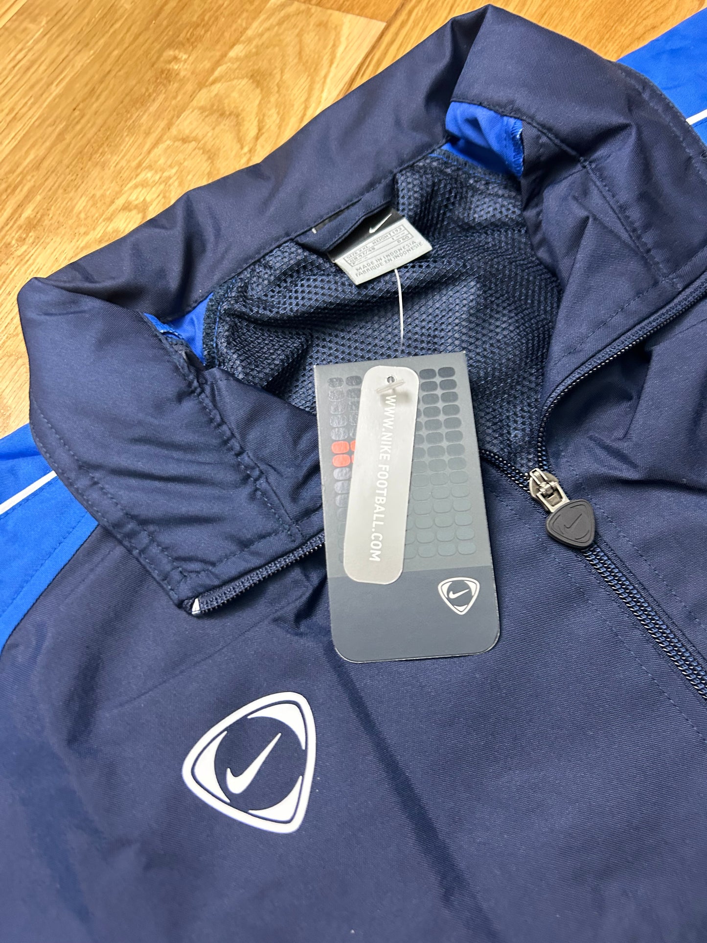 RARE! 2000s NIKE JACKET WITH TAG (XXL)