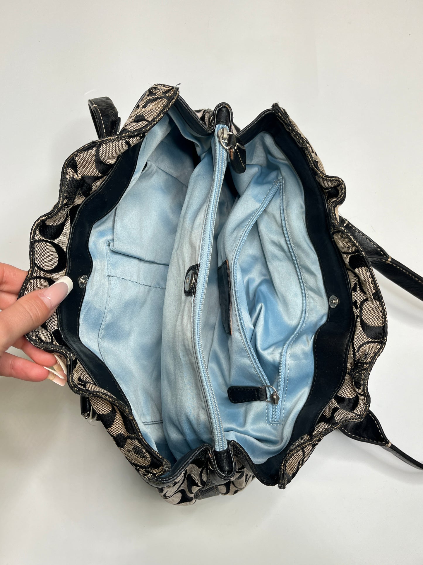 COACH MONOGRAM PURSE LEATHER